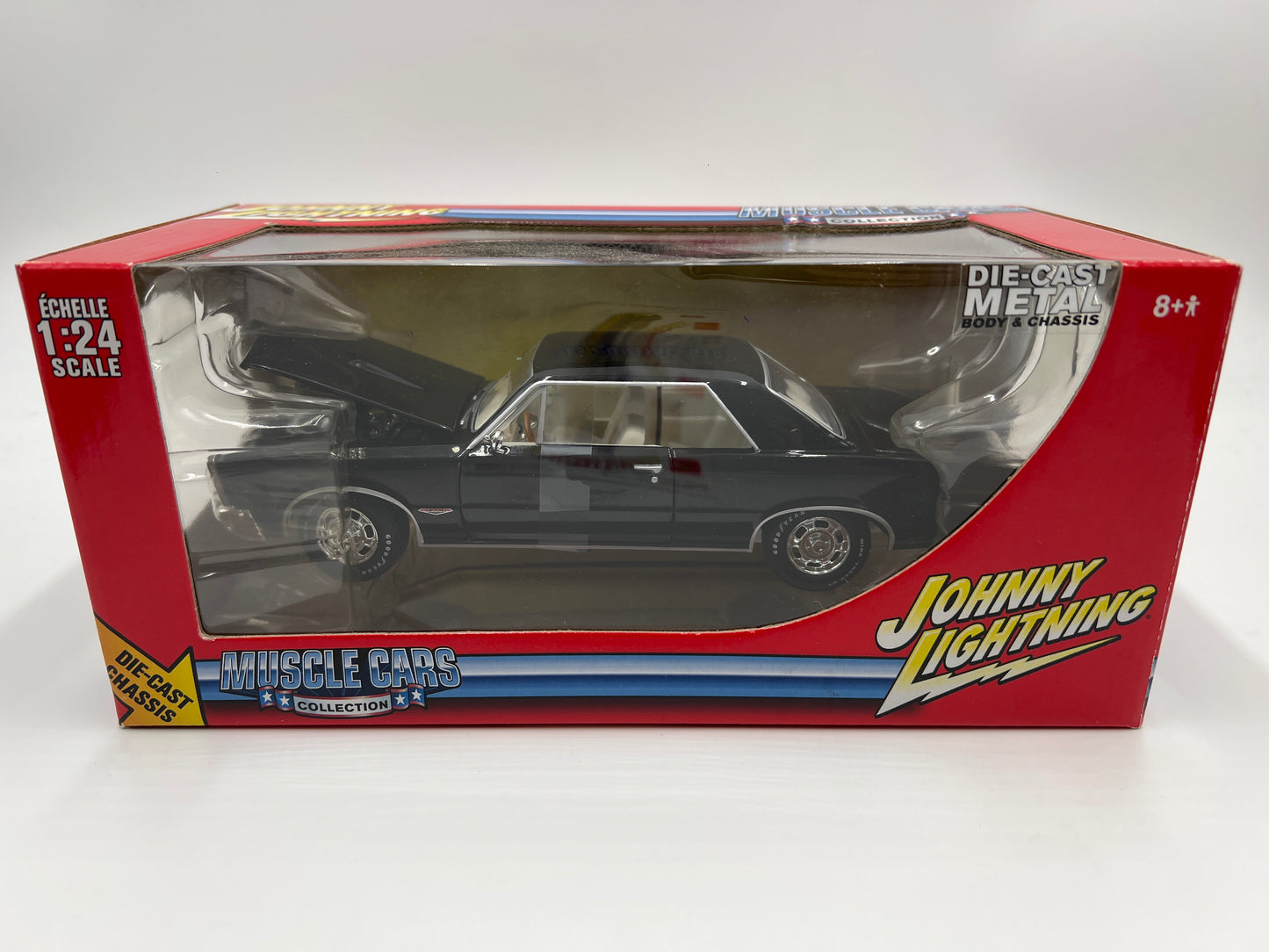 Johnny Lightning 1:24 Scale White Lightning Chase Muscle Cars 1965 Pontiac GTO Black VHTF