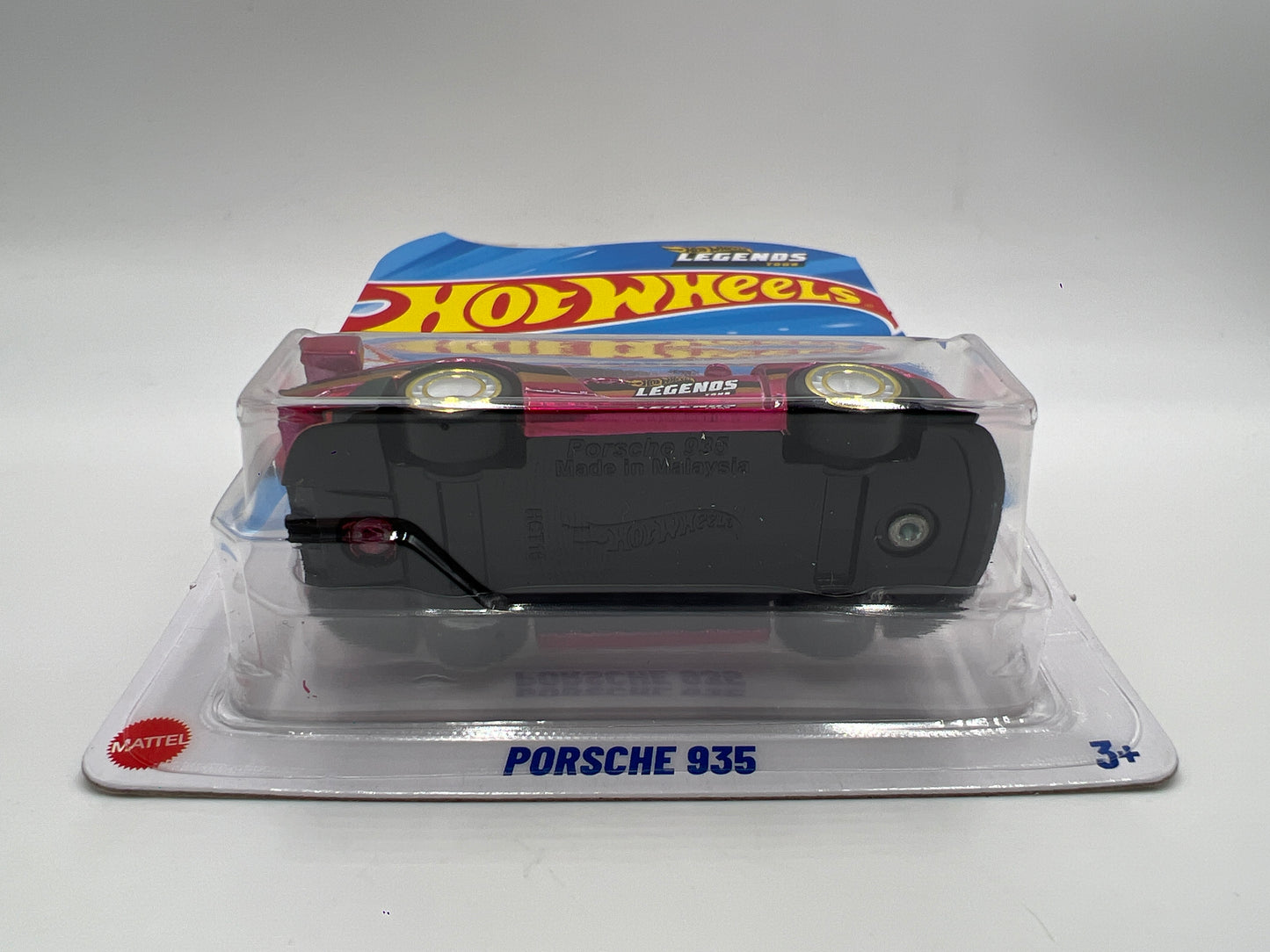 2025 Hot Wheels Legends Tour Porsche 935 Pink W/Protector