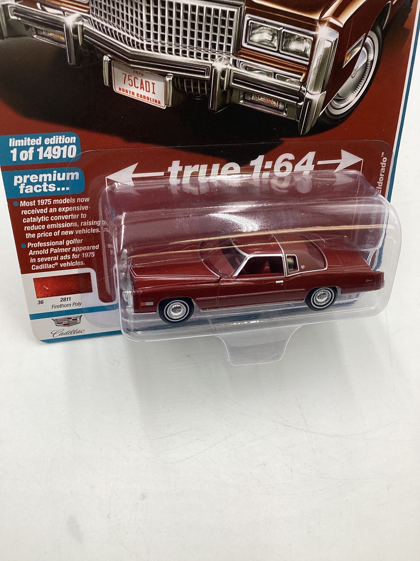 Auto World Luxury Cruisers Release 1 Version B 1975 Cadillac Eldorado Red 183F