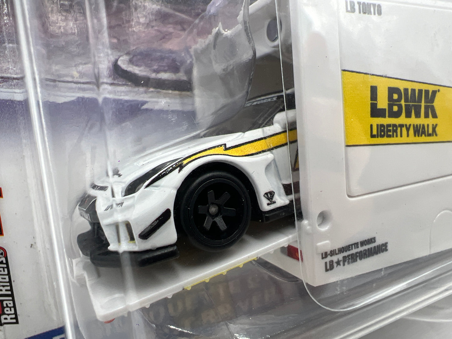 Hot Wheels Team Transport #56 LB-Silhouette GT Nissan 35GT-RR Ver.2 & Flipside Hauler Card Not Perfect