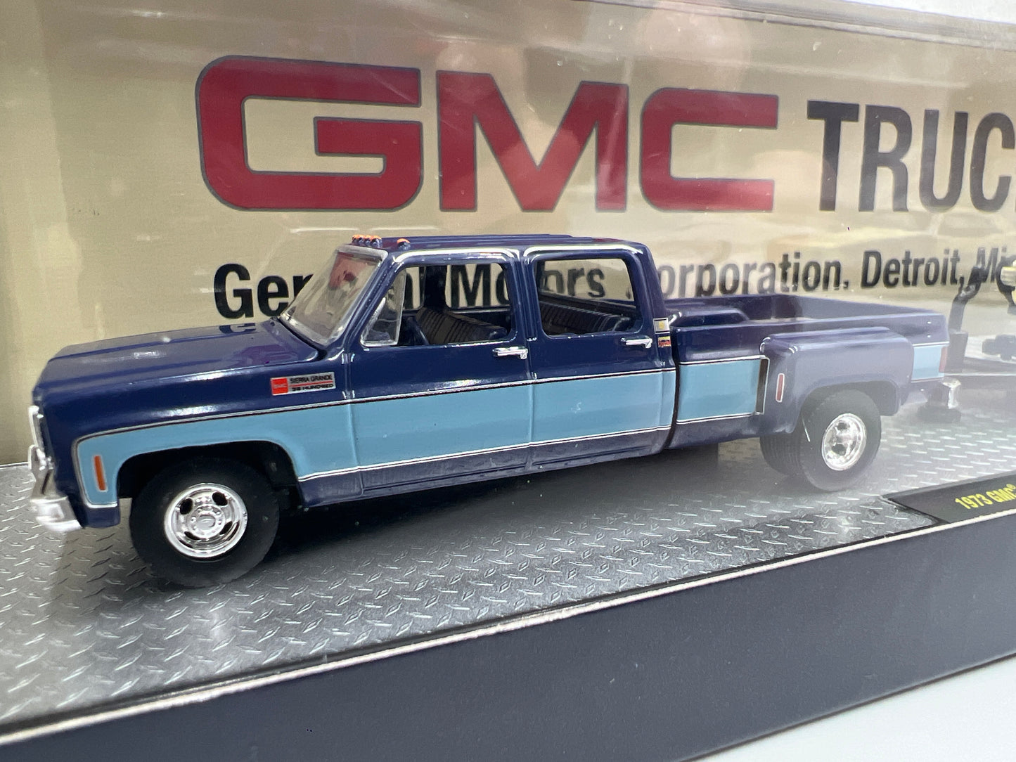 2025 M2 Machines Auto Haulers 1973 GMC Sierra 3500 & 1969 Chevrolet Camaro RS R89