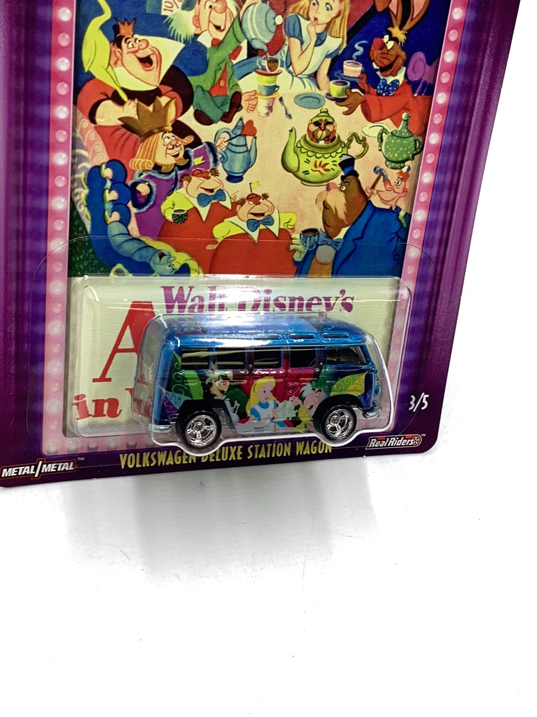 Hot wheels pop culture Disney Alice in Wonderland Volkswagen Deluxe Station Wagon 265D