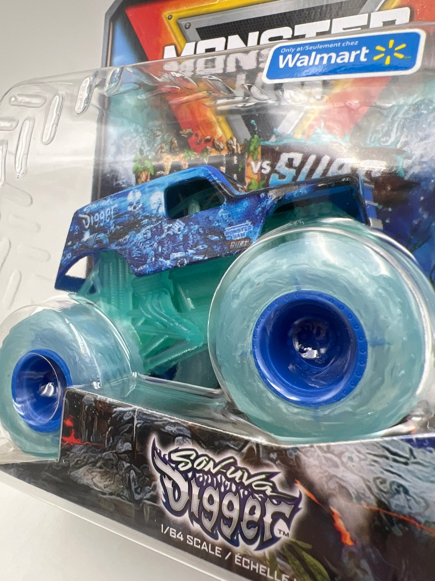 Monster Jam Walmart Exclusive Series 1 Earth vs Surf Sonuva Digger