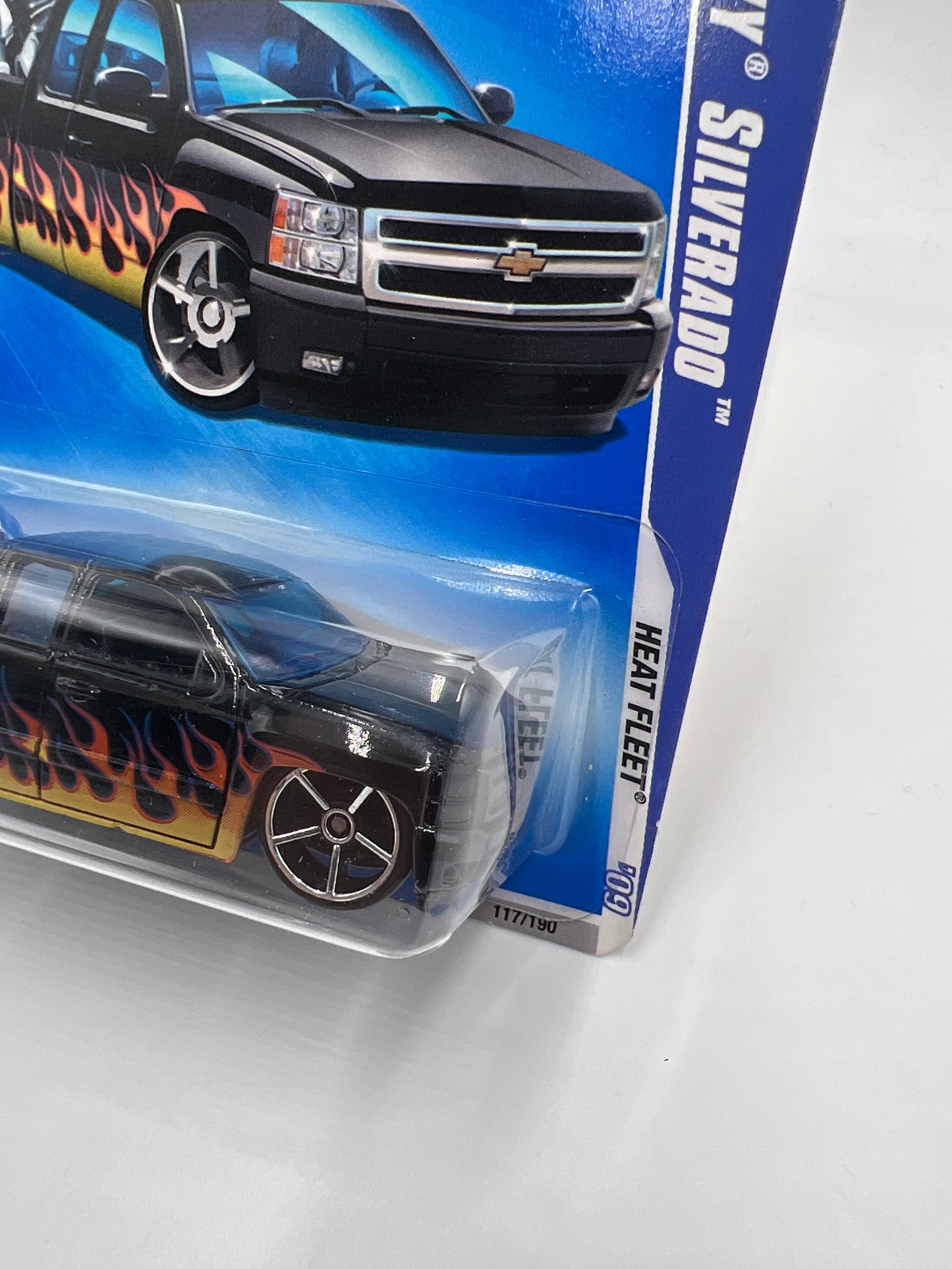 2009 Hot Wheels Heat Fleet #117 Chevy Silverado Black W/Protector