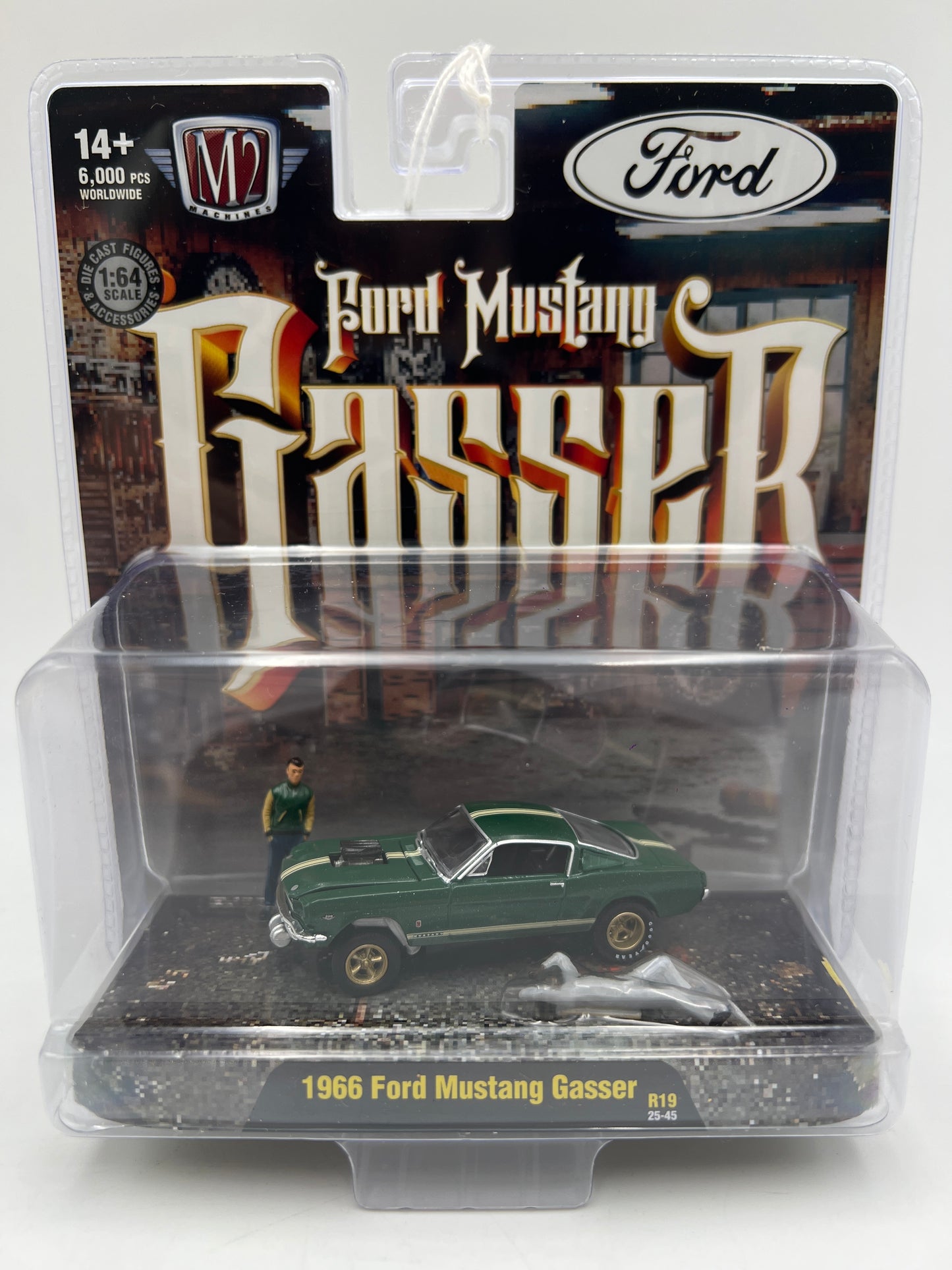 M2 Machines R19 Diorama 1966 Ford Mustang Gasser Green