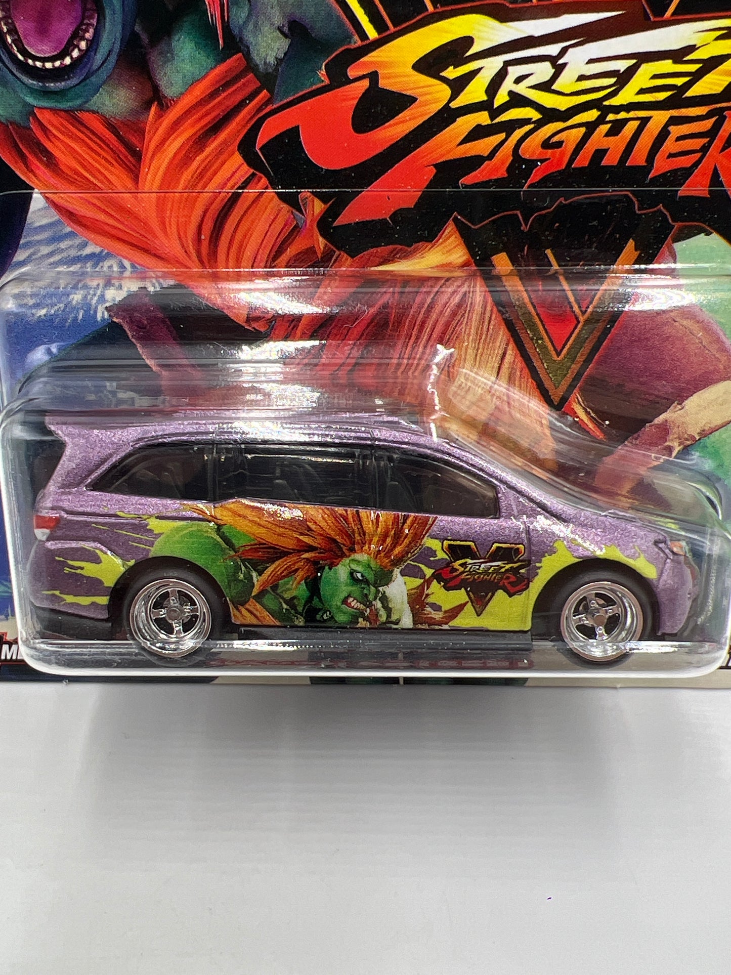 Hot Wheels Premium Capcom Street Fighter #5 Honda Odyssey Purple W/Protector