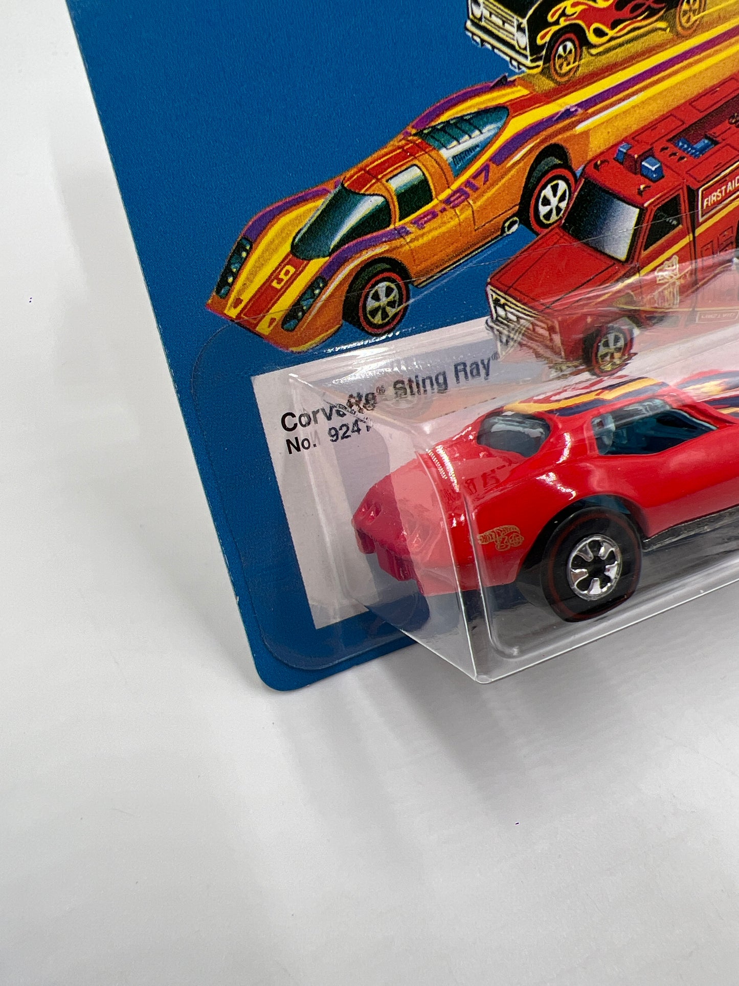 Hot Wheels 30 Years 1976 Authentic Commemorative Replica Flying Colors Corvette Sting Ray Red