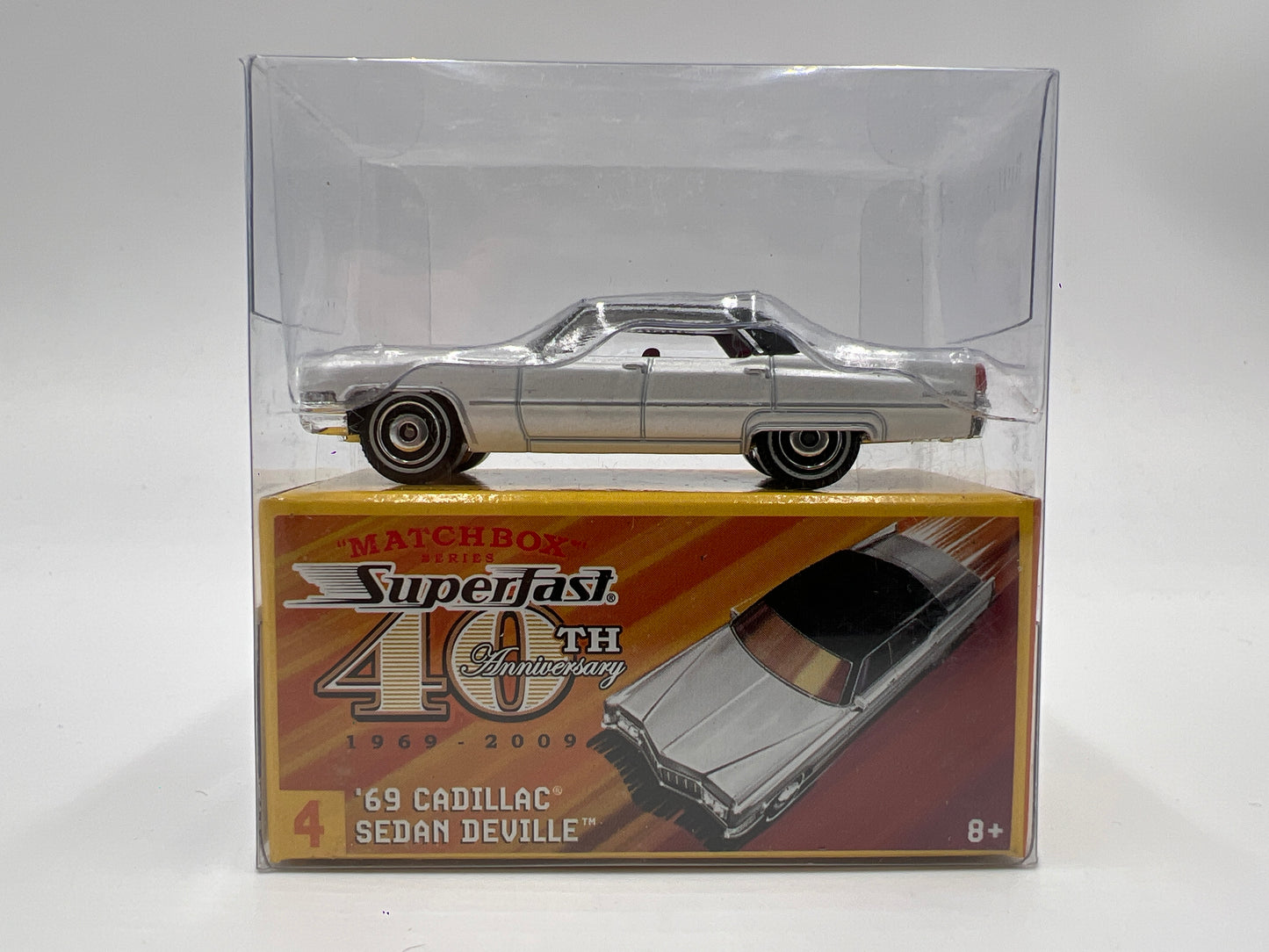 Matchbox Superfast 40th Anniversary #19 69 Cadillac Sedan Deville White