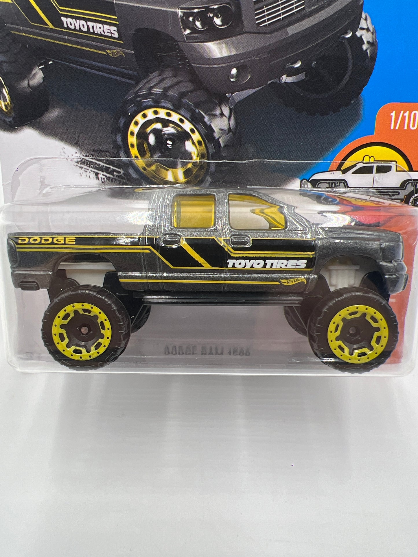 2017 Hot Wheels Hot Trucks #33 Dodge Ram 1500 Gray 38D