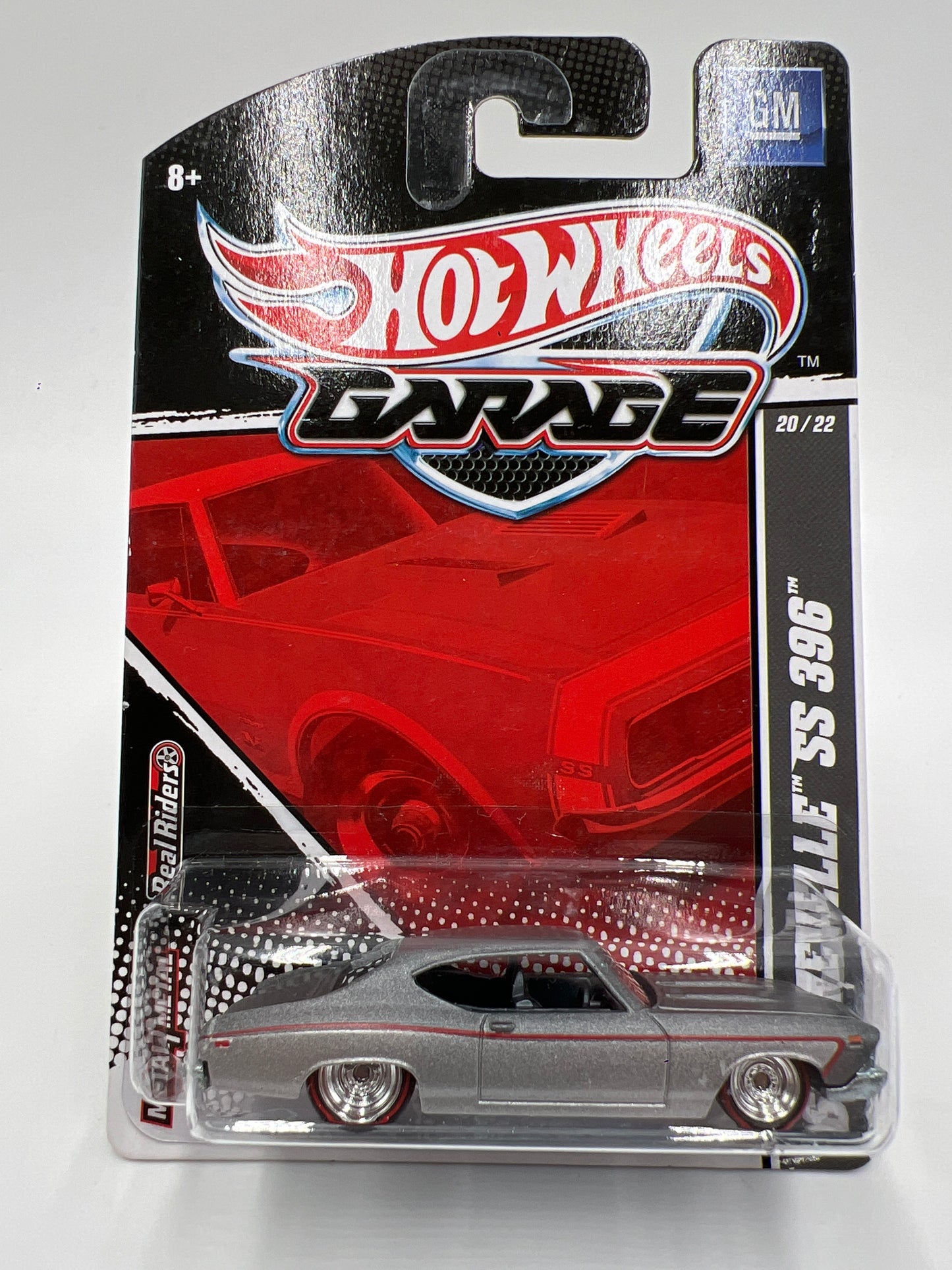 Hot Wheels Premium Garage Series #20 69 Chevelle SS 396 Silver W/Protector