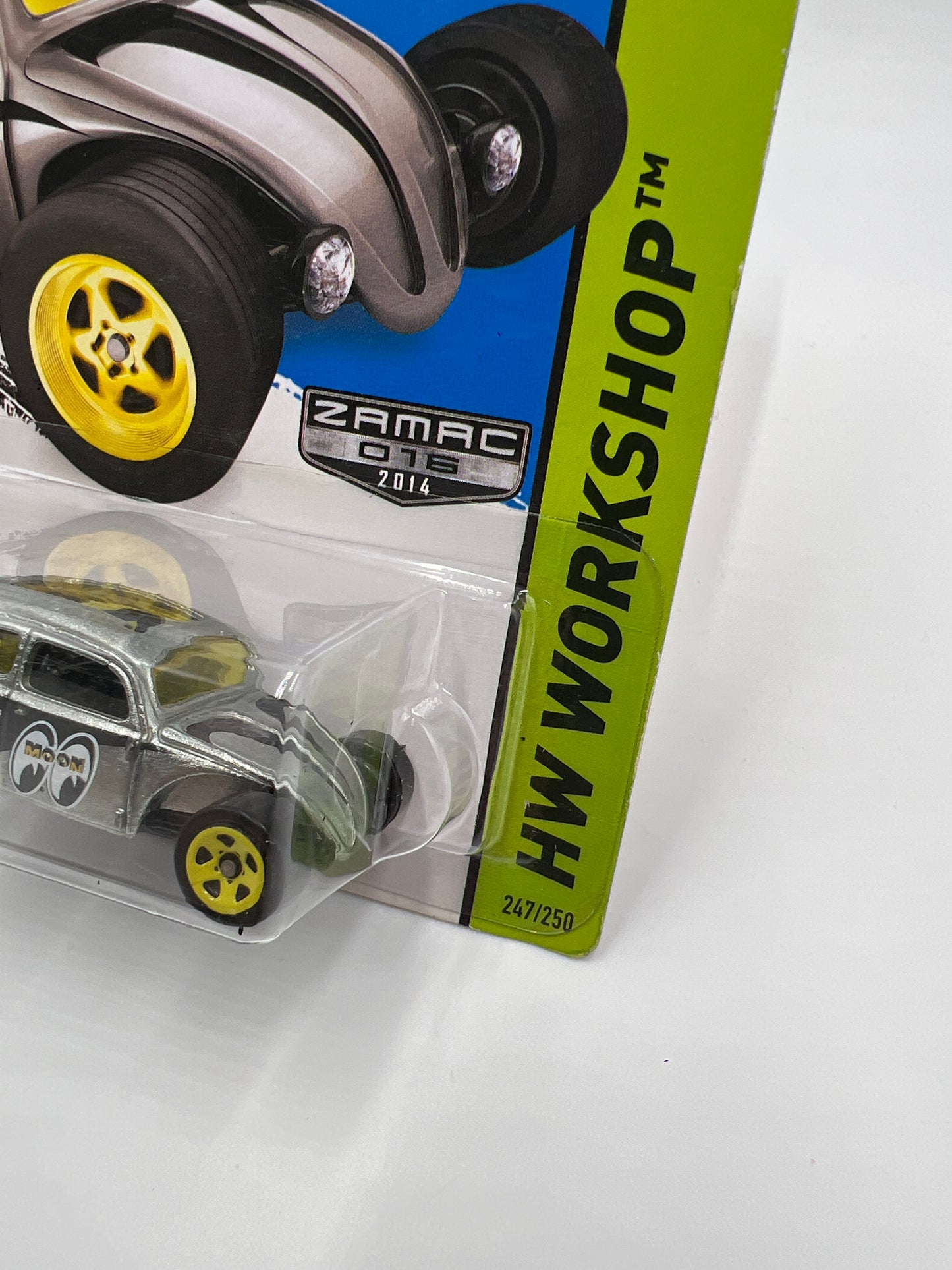2014 Hot Wheels Walmart Exclusive Zamac 16 #247 Custom Volkswagen Beetle Mooneyes