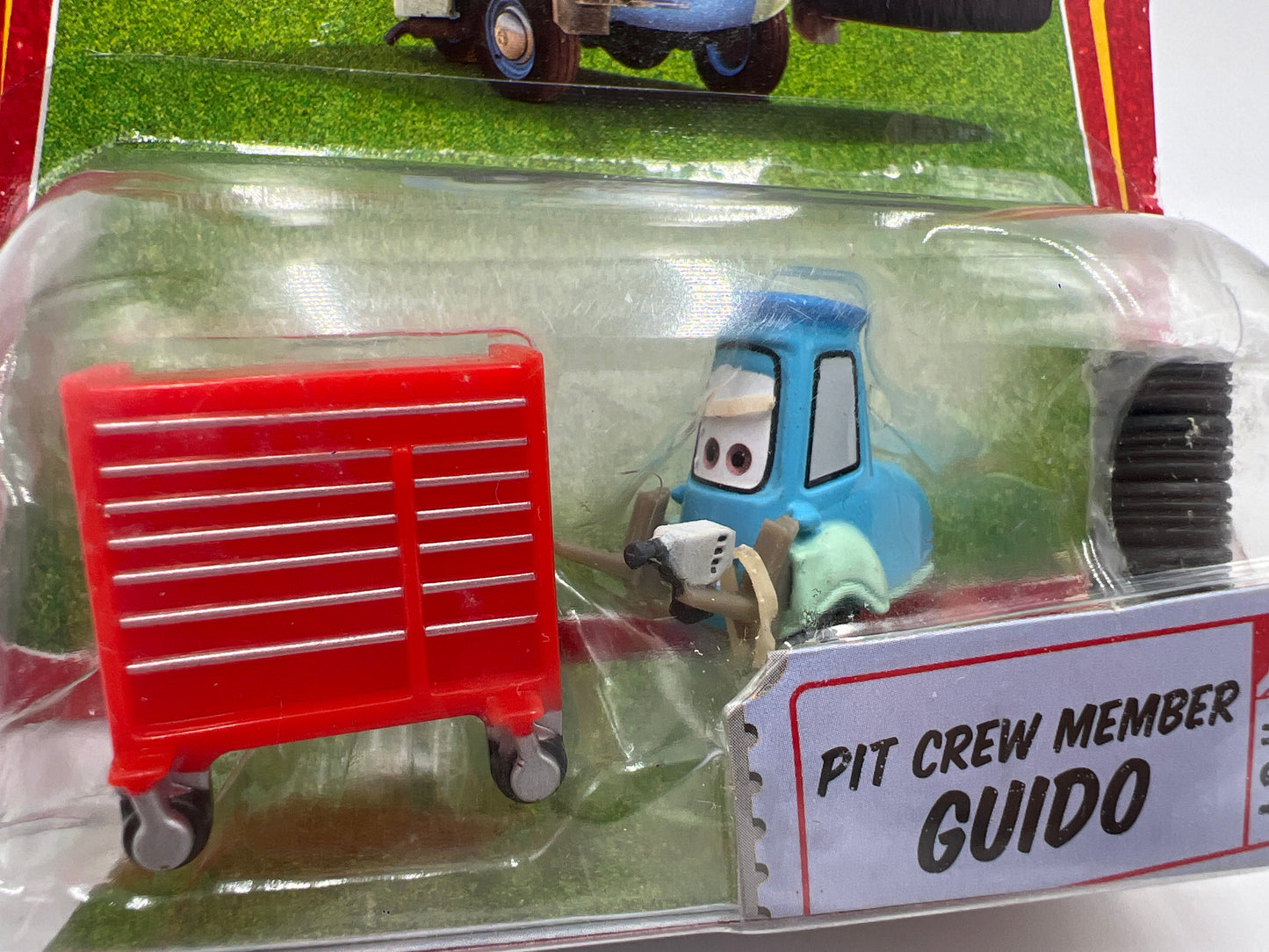 Disney Pixar The World Of Cars Race O Rama #34 Pit Crew Member Guido 139D