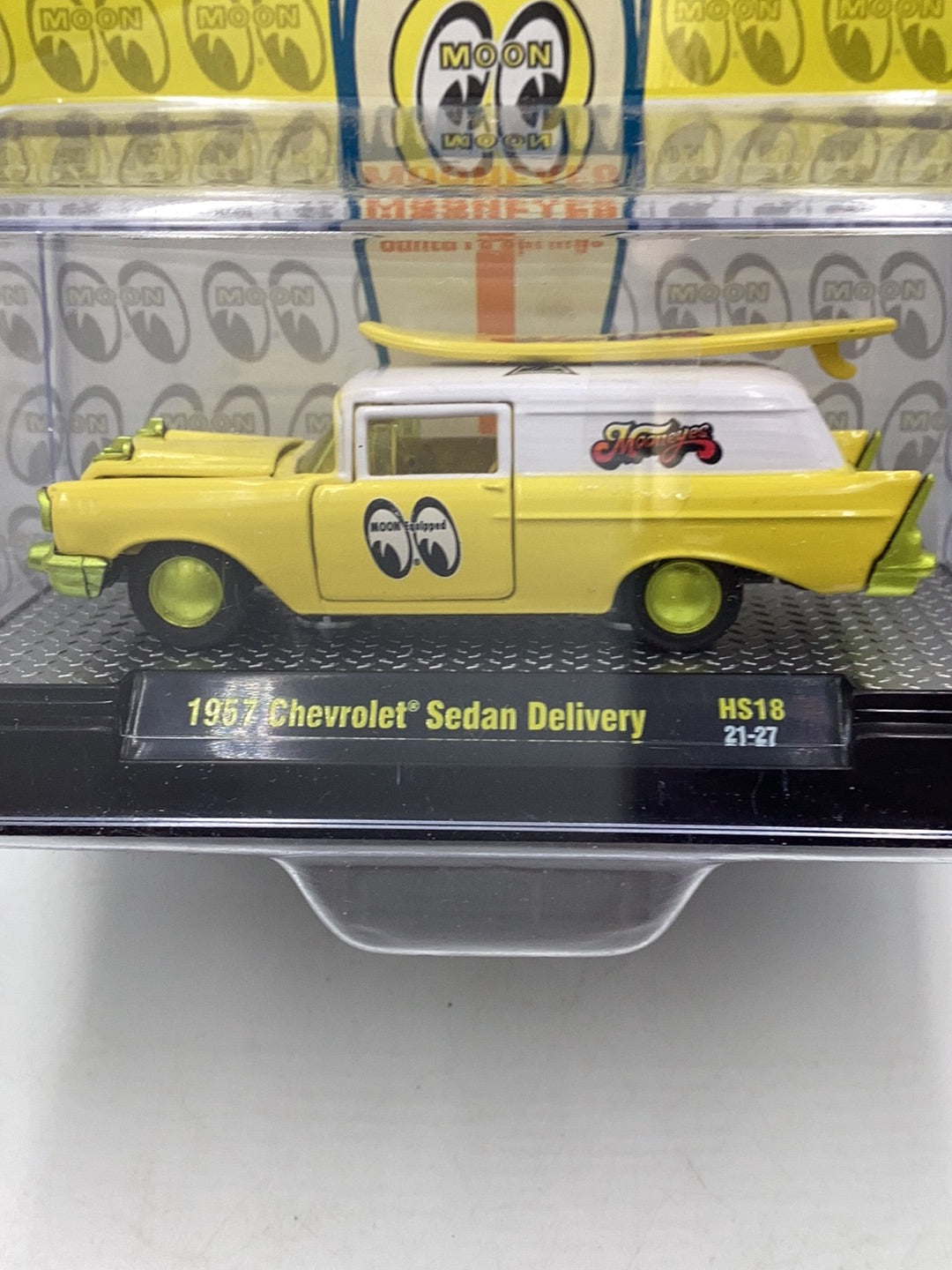 M2 MACHINES 1/64 HOBBY EXCLUSIVE Chase MOONEYES 1957 CHEVY DELIVERY LIMITED EDITION HS18