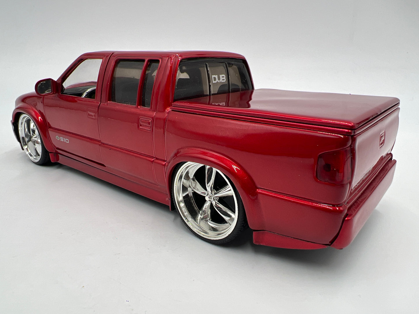 Jada 1/24 Scale Dub City 2000 Chevrolet S-10 Red Loose