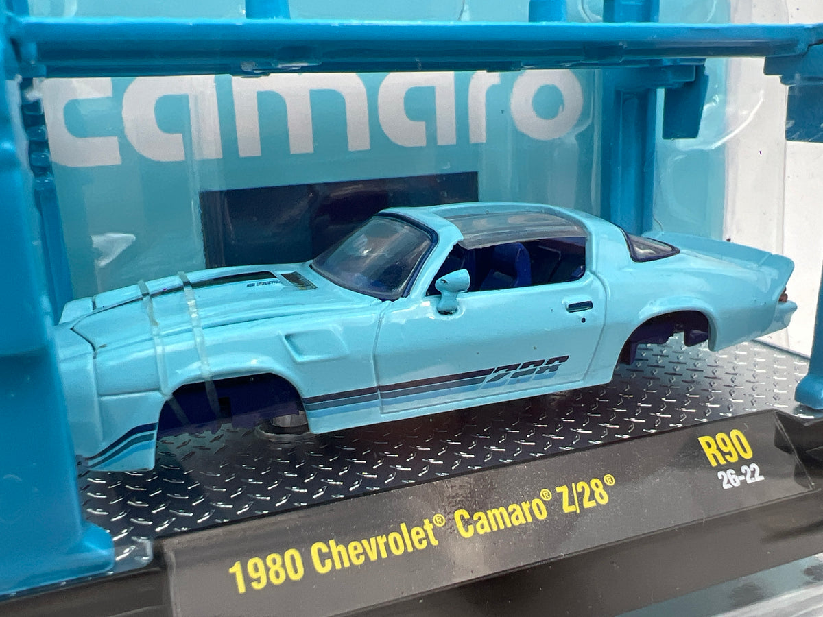 M2 Machines Model Kits R90 CHASE 1980 Chevrolet Camaro Z/28 Light Blue