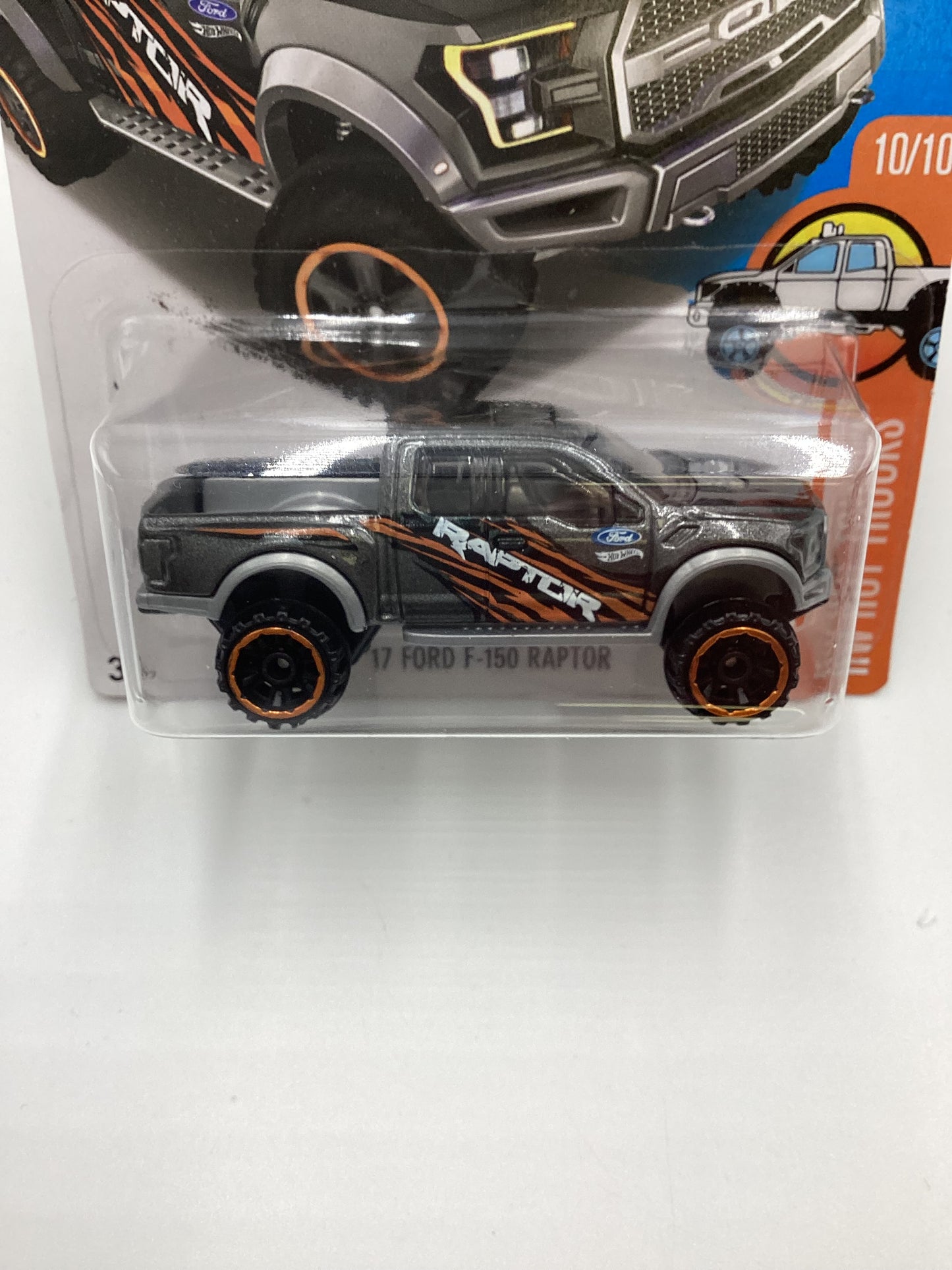 2016 Hot Wheels #150 17 Ford F-150 Raptor Gray 31A