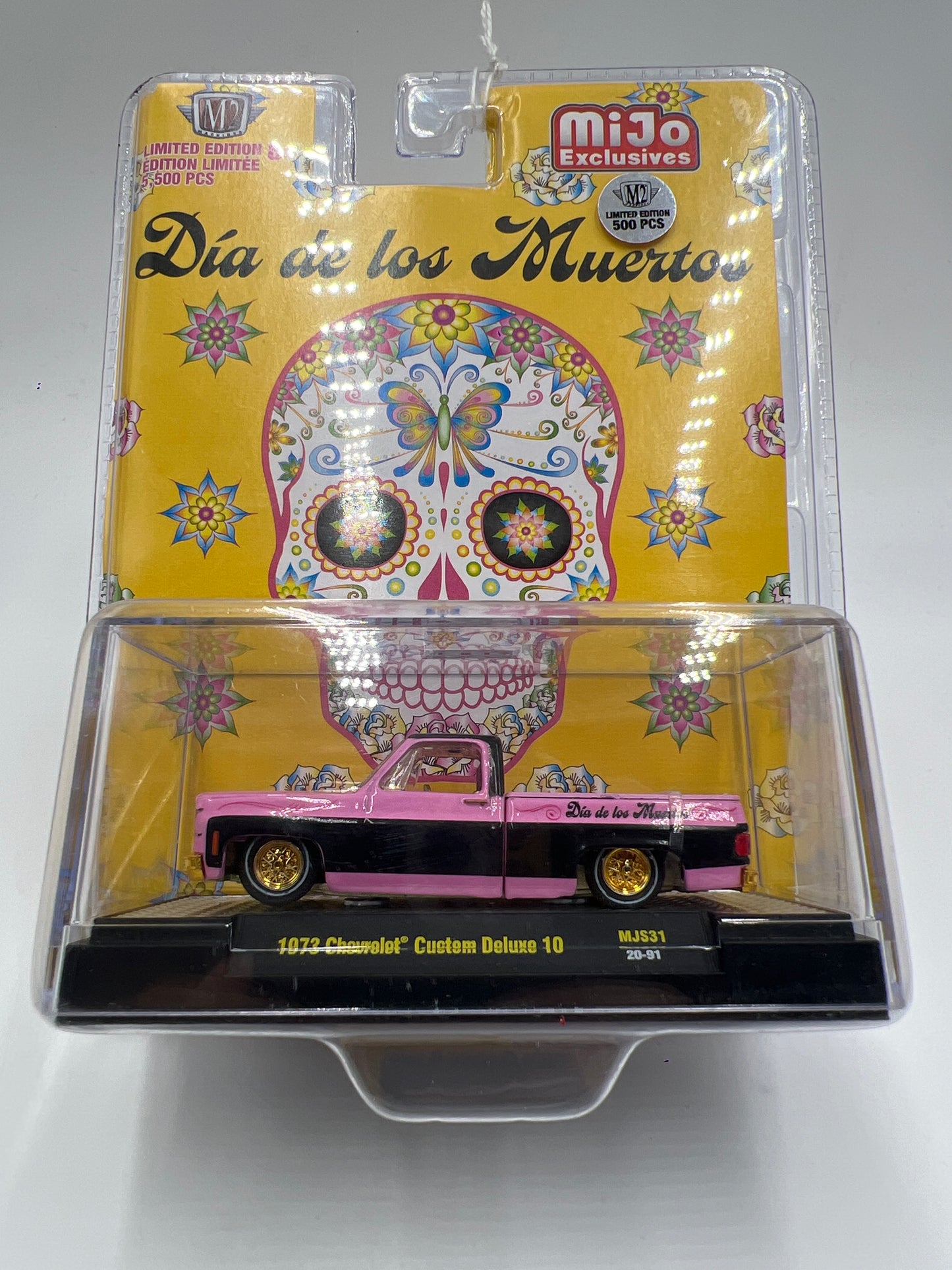 M2 Machines MiJo Exclusives CHASE 1/500 Dia De Los Muertos 1973 Chevrolet Custom Deluxe 10 MJS31