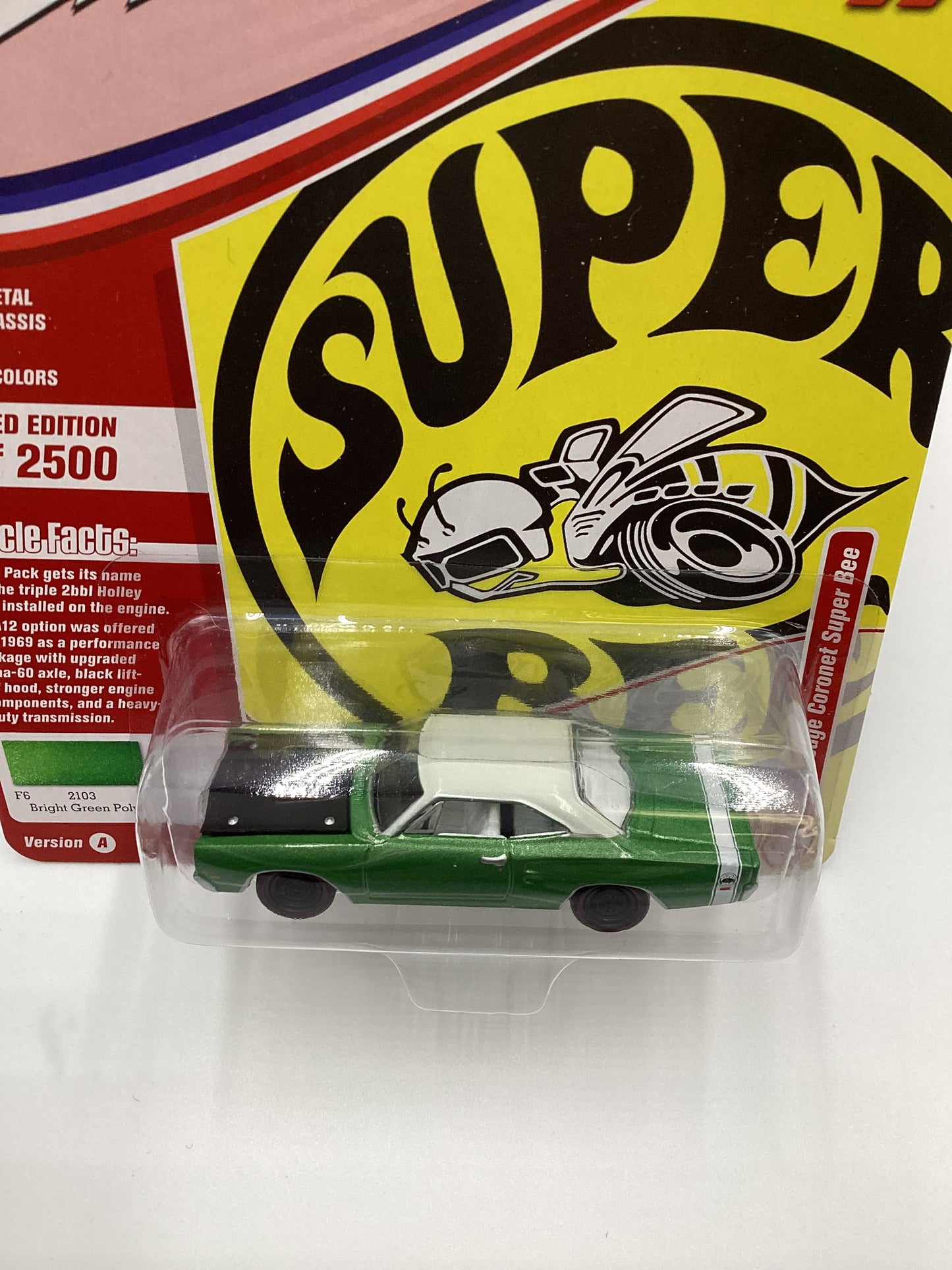 Johnny Lightning Muscle Cars USA Release 1 Version A 1969 1/2 Dodge Coronet Super Bee Green 229F