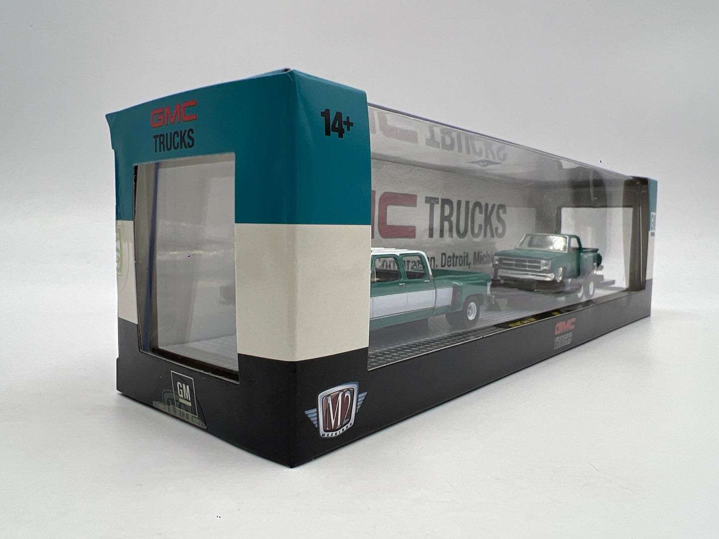 M2 Machines Auto Haulers 1973 GMC Sierra 3500 & 1976 GMC Sierra Grande 15 Custom R88
