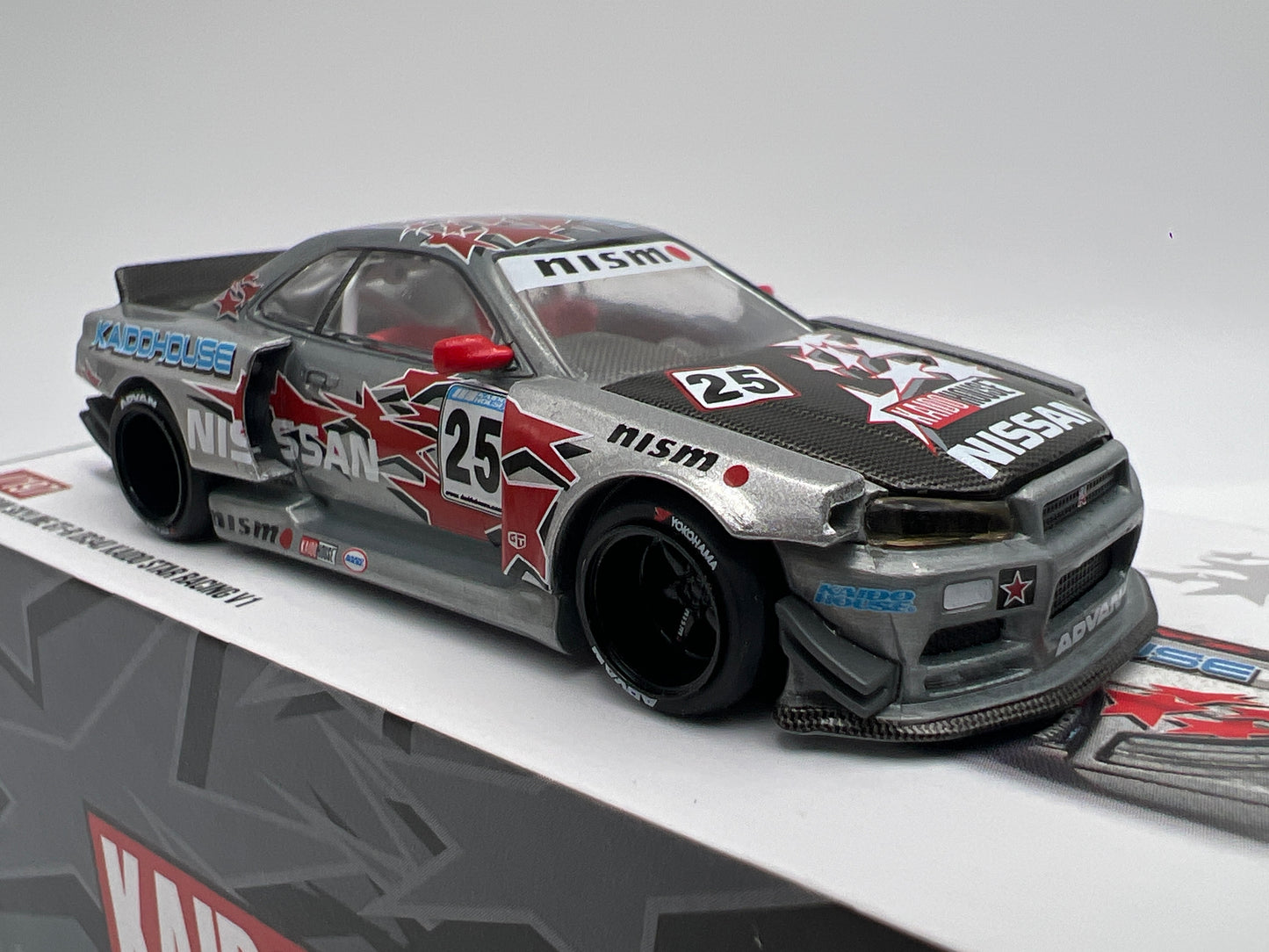 Mini GT Kaido House #197 CHASE Nissan Skyline GT-R R34 Kaido Star Racing V1