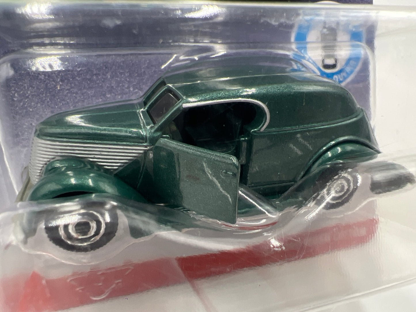 Matchbox Moving Parts MBX Road Trip 36 Ford Sedan Custom Green 168R