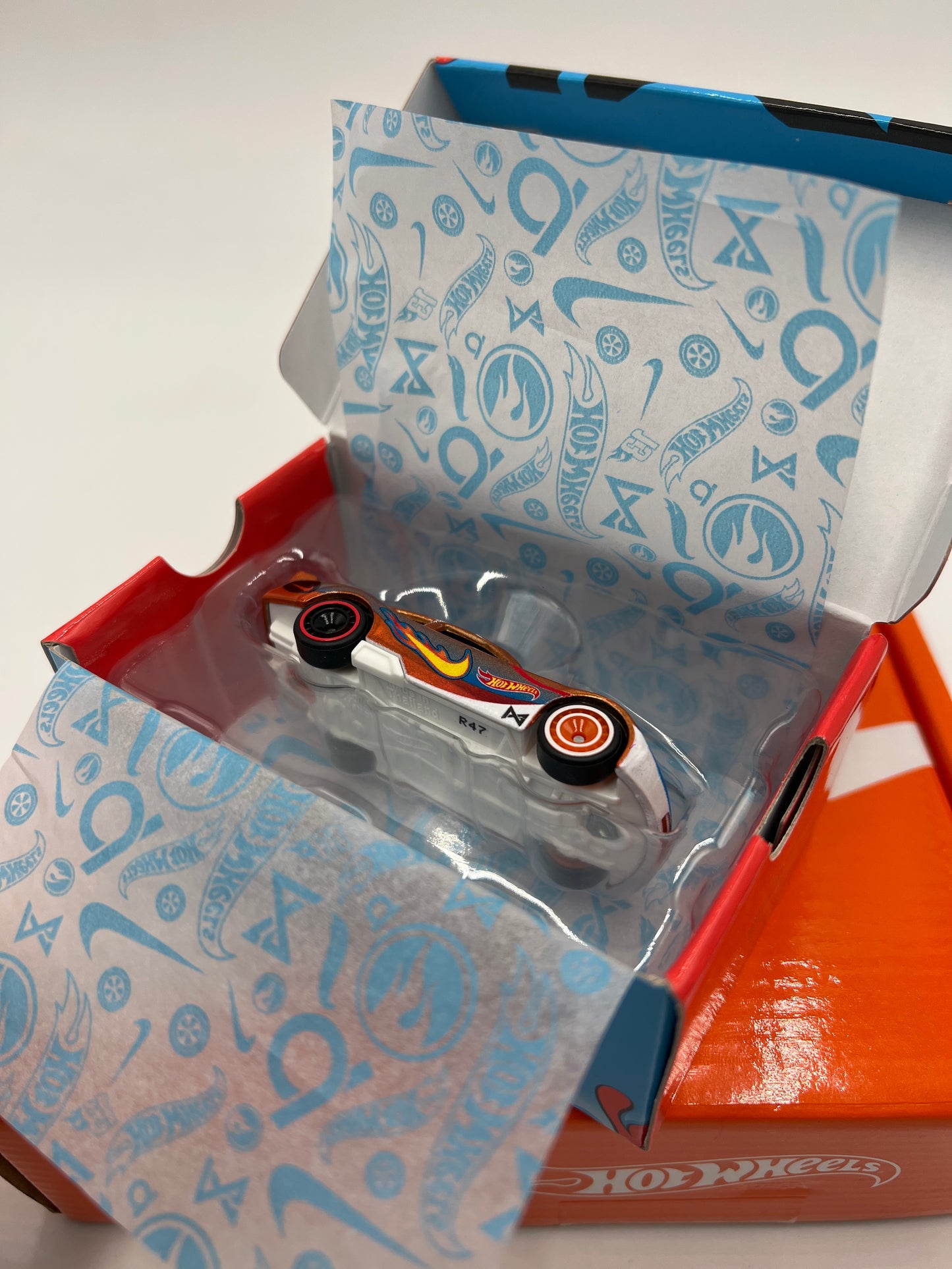 2022 Hot Wheels RLC Paul George x Nike Circle Tracker Orange