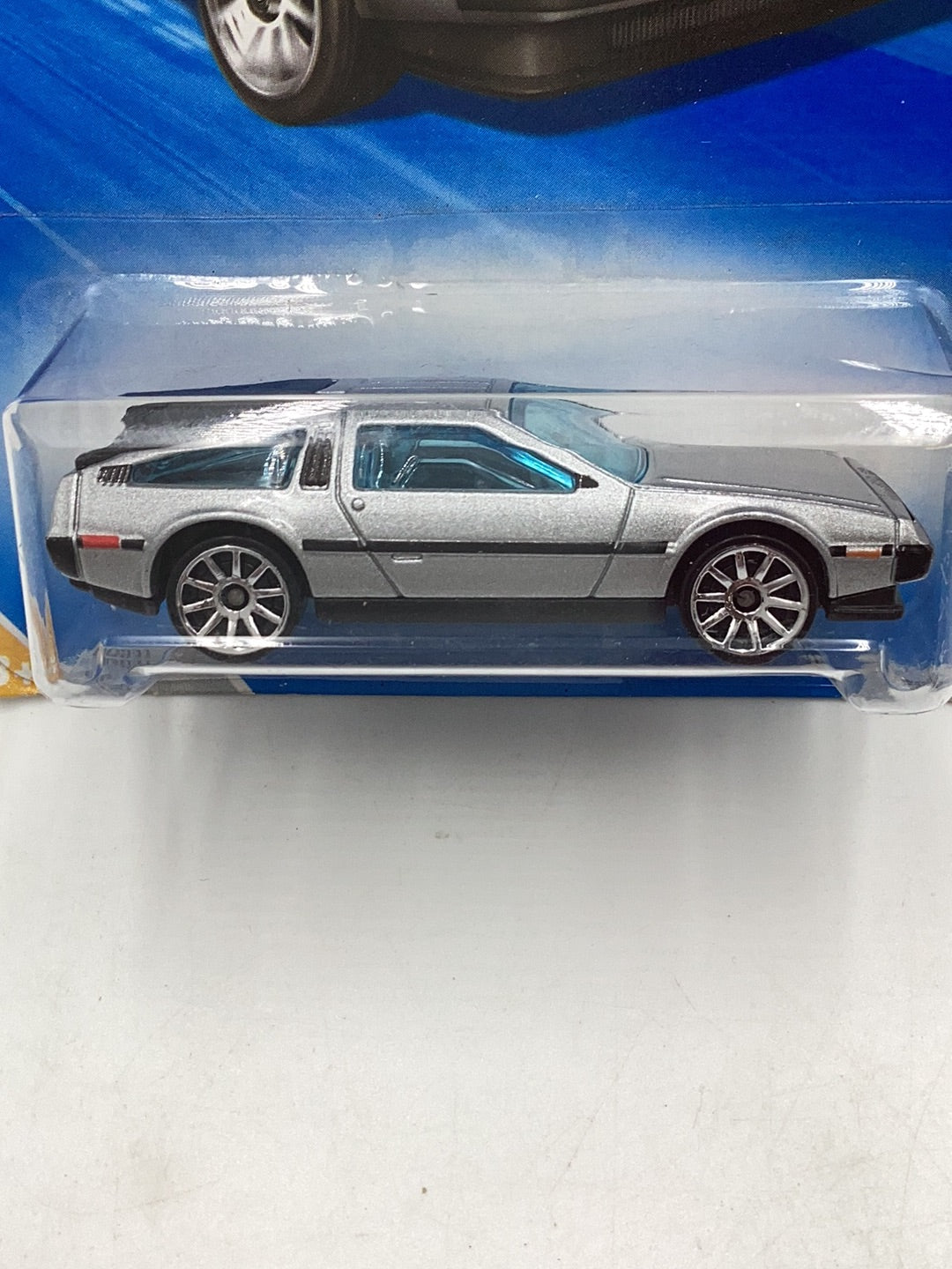 2010 Hot Wheels #15 81 DeLorean DMC-12 silver 60A