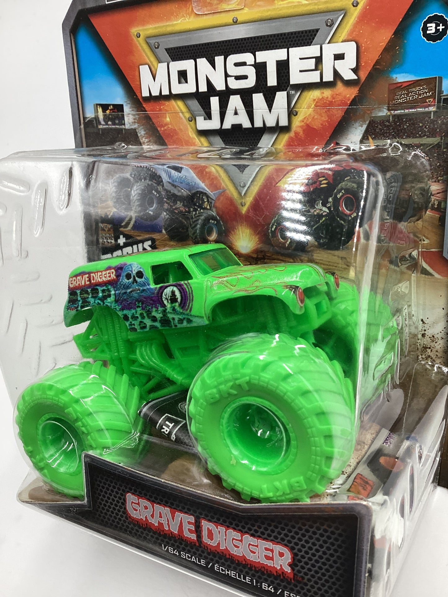 2022 Monster Jam Series 22 Grave Digger Green W/Green Wheels 124D