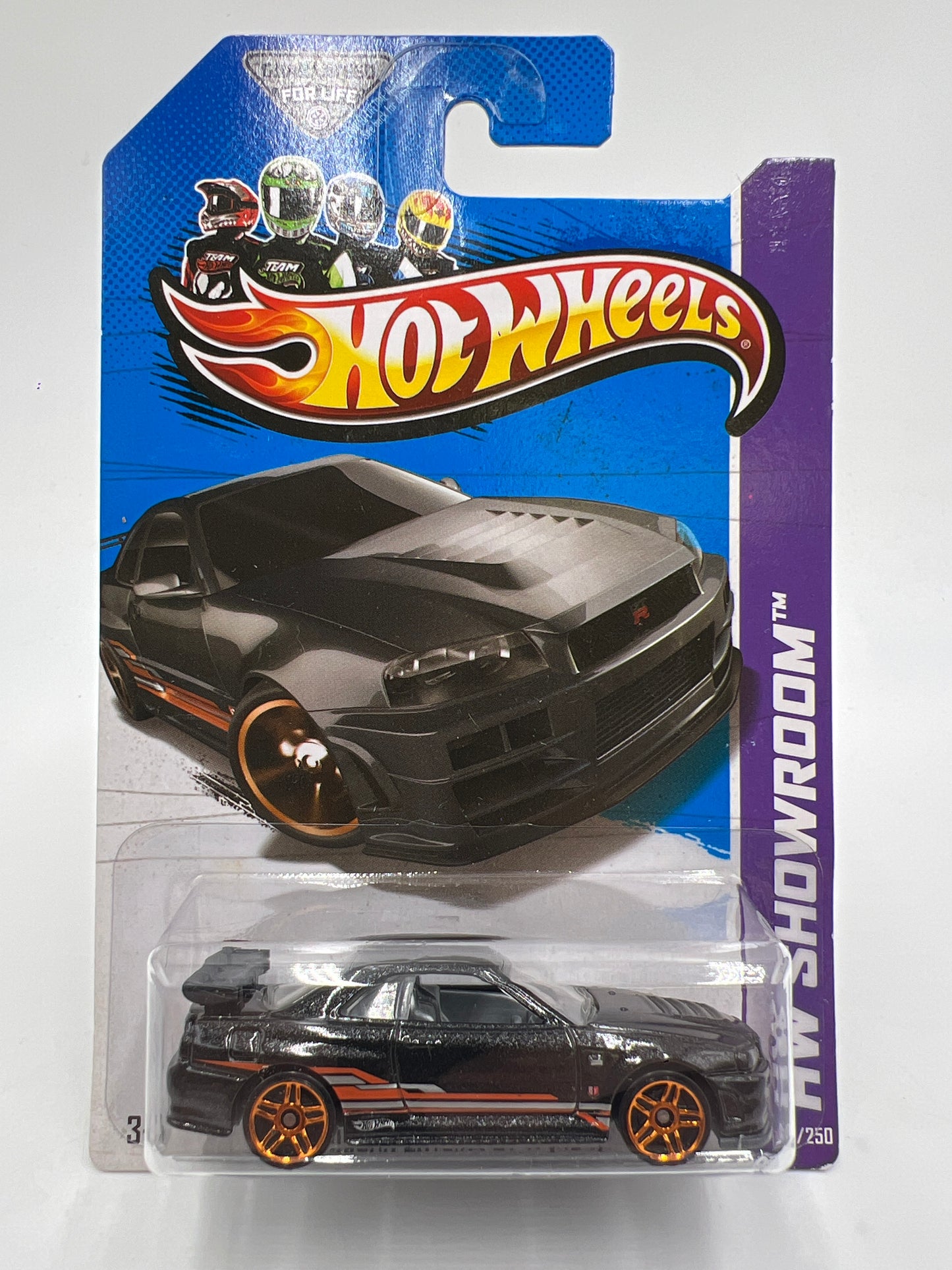 2013 Hot Wheels Showroom #158 Nissan Skyline GT-R R34 Black W/Protector 1