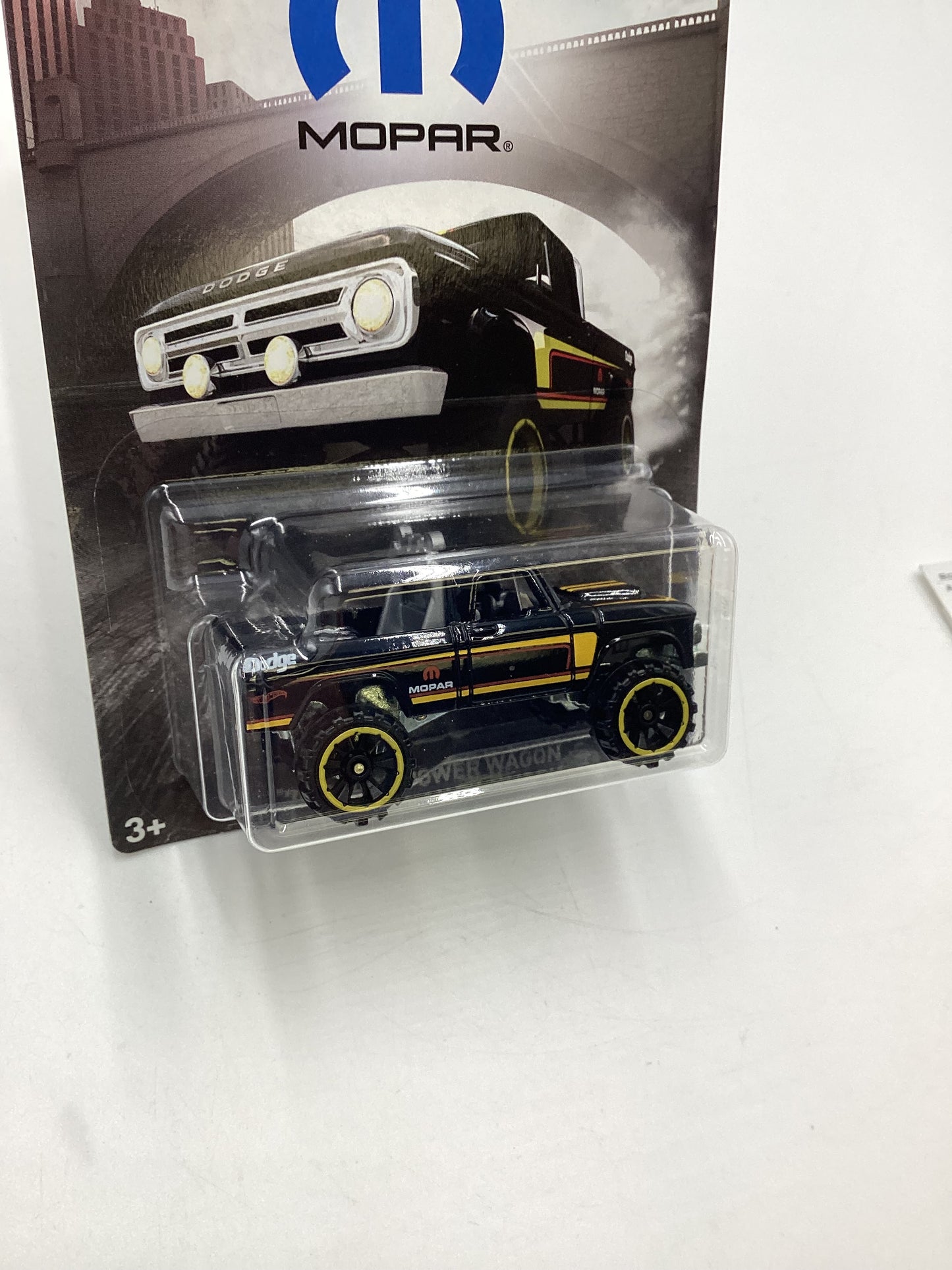 Hot wheels Exclusive Mopar Series #8 Dodge Power Wagon Black