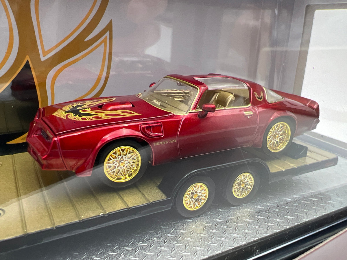 M2 Machines Auto Haulers R96 CHASE 1977 GMC Sierra 3500 & 1977 Pontiac Firebird Trans Am