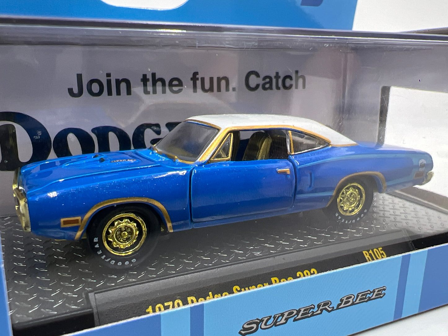 M2 Machines CHASE 1970 Dodge Super Bee 383 Blue R105