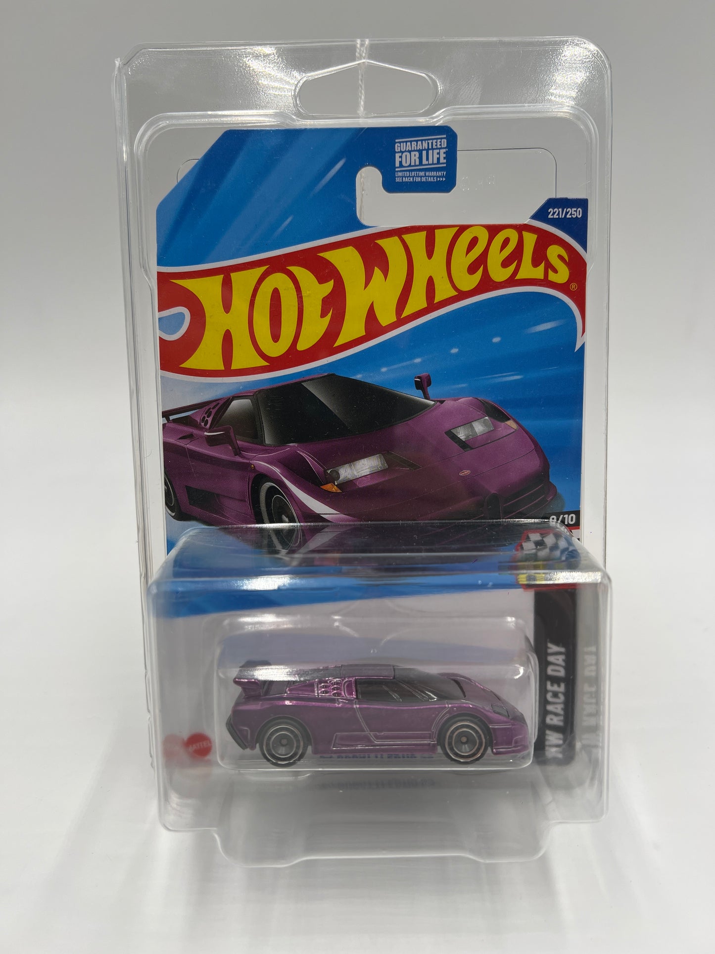 2025 Hot Wheels L Case Super Treasure Hunt #221 94 Bugatti EB110 SS Purple W/Protector