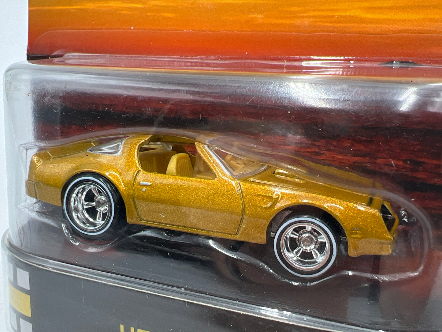 Hot Wheels Premium Retro Entertainment The Rockford Files Hot Bird Gold W/Protector