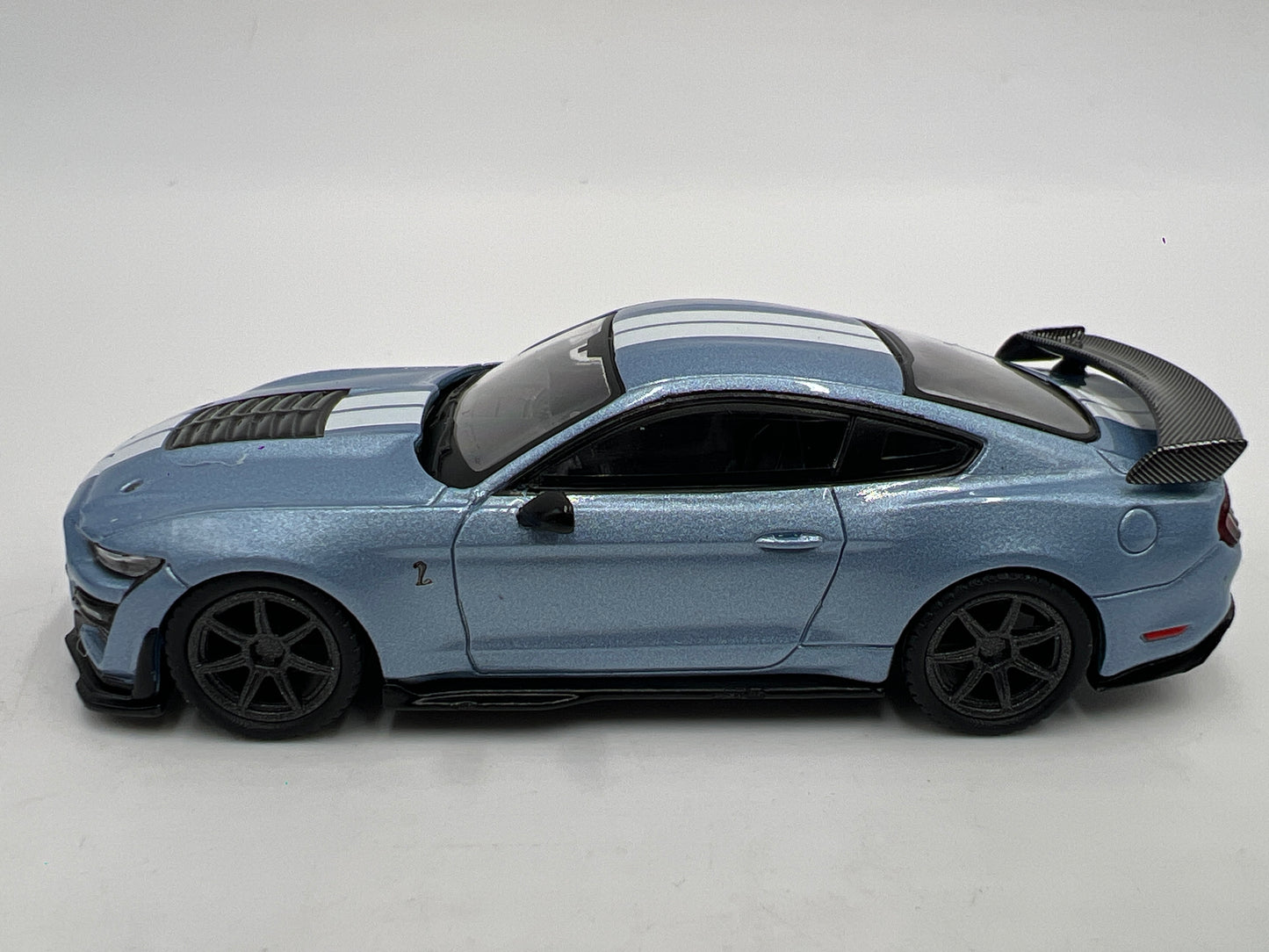 Mini GT MiJo Exclusive #758 Ford Mustang Shelby GT500 Heritage Edition