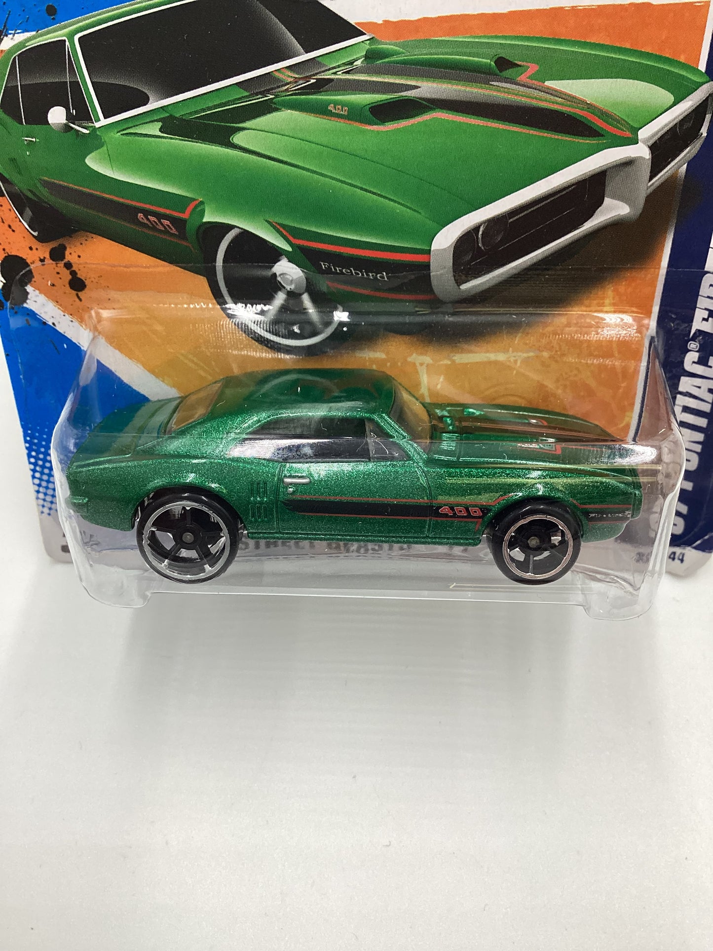 2011 Hot Wheels #86 67 Pontiac Firebird 400 Green Short Card Crushed Blister 59F