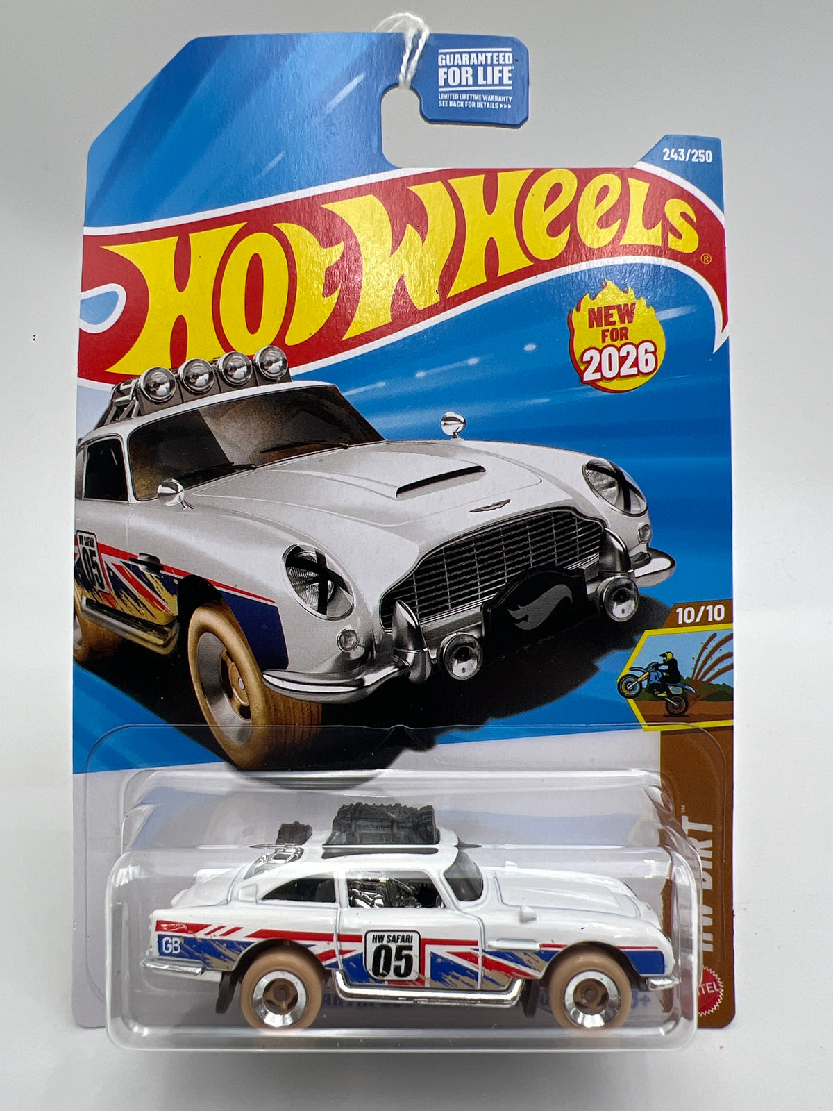 2026 Hot Wheels P Case #243 Aston Martin DB5 Safari Edition White