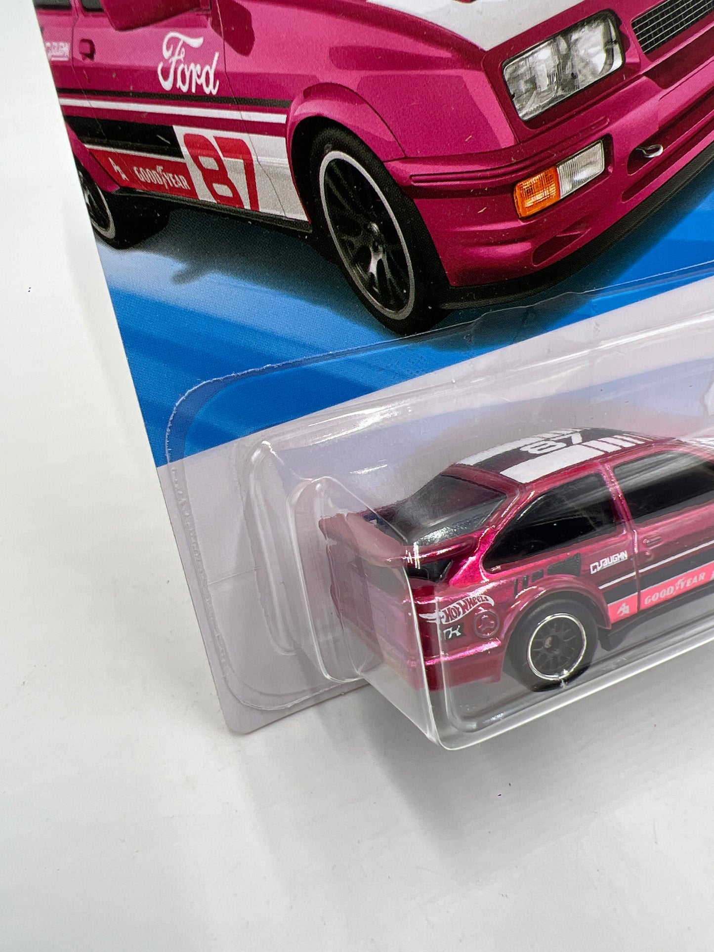 2026 Hot Wheels Super Treasure Hunt #116 87 Ford Sierra Cosworth Pink W/Protector Intl Card 1
