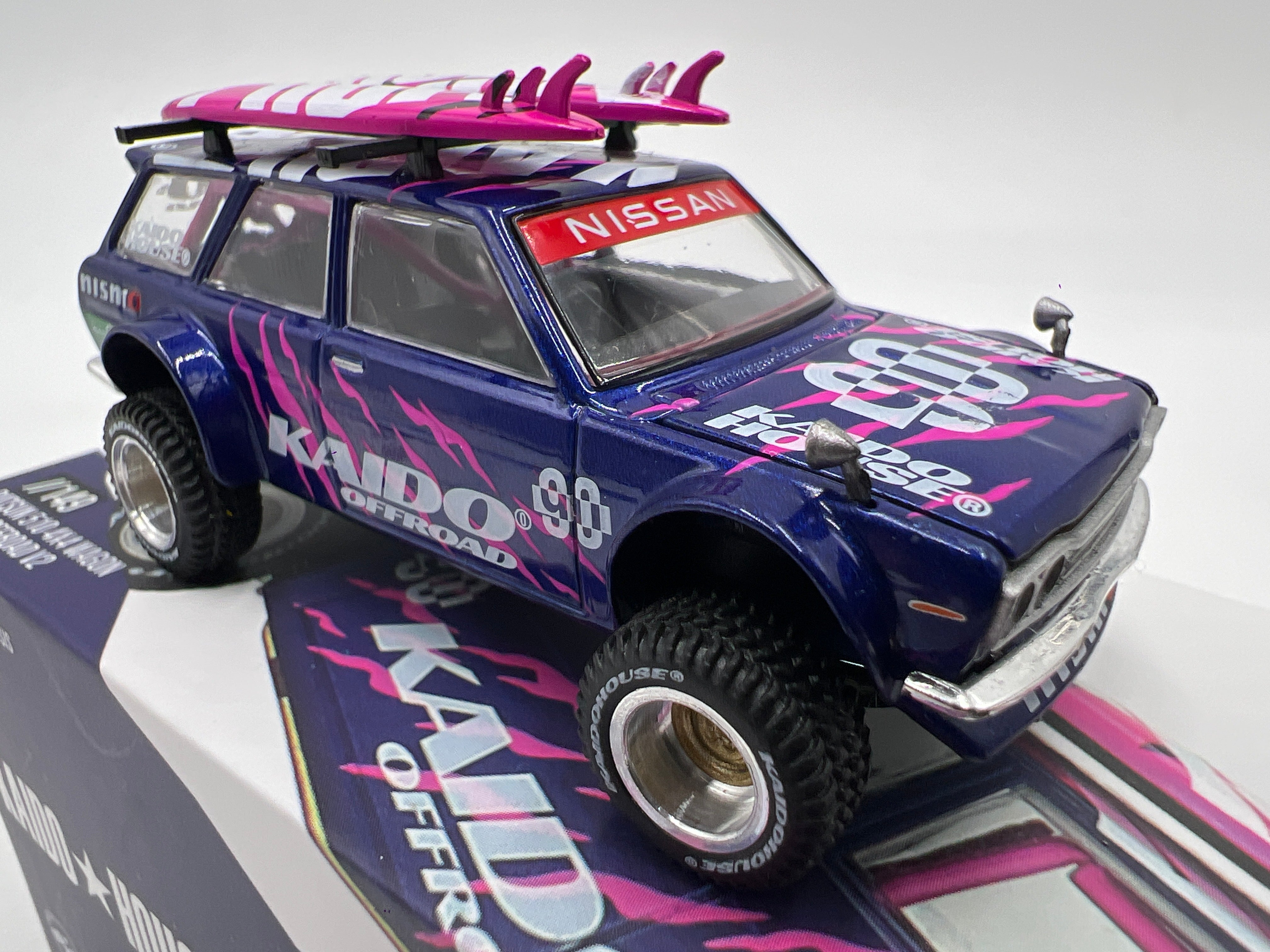 ウッティイ。 Mini GT x Kaido House #149 Datsun 510 4x4 Wagon Kaido Off-road V2