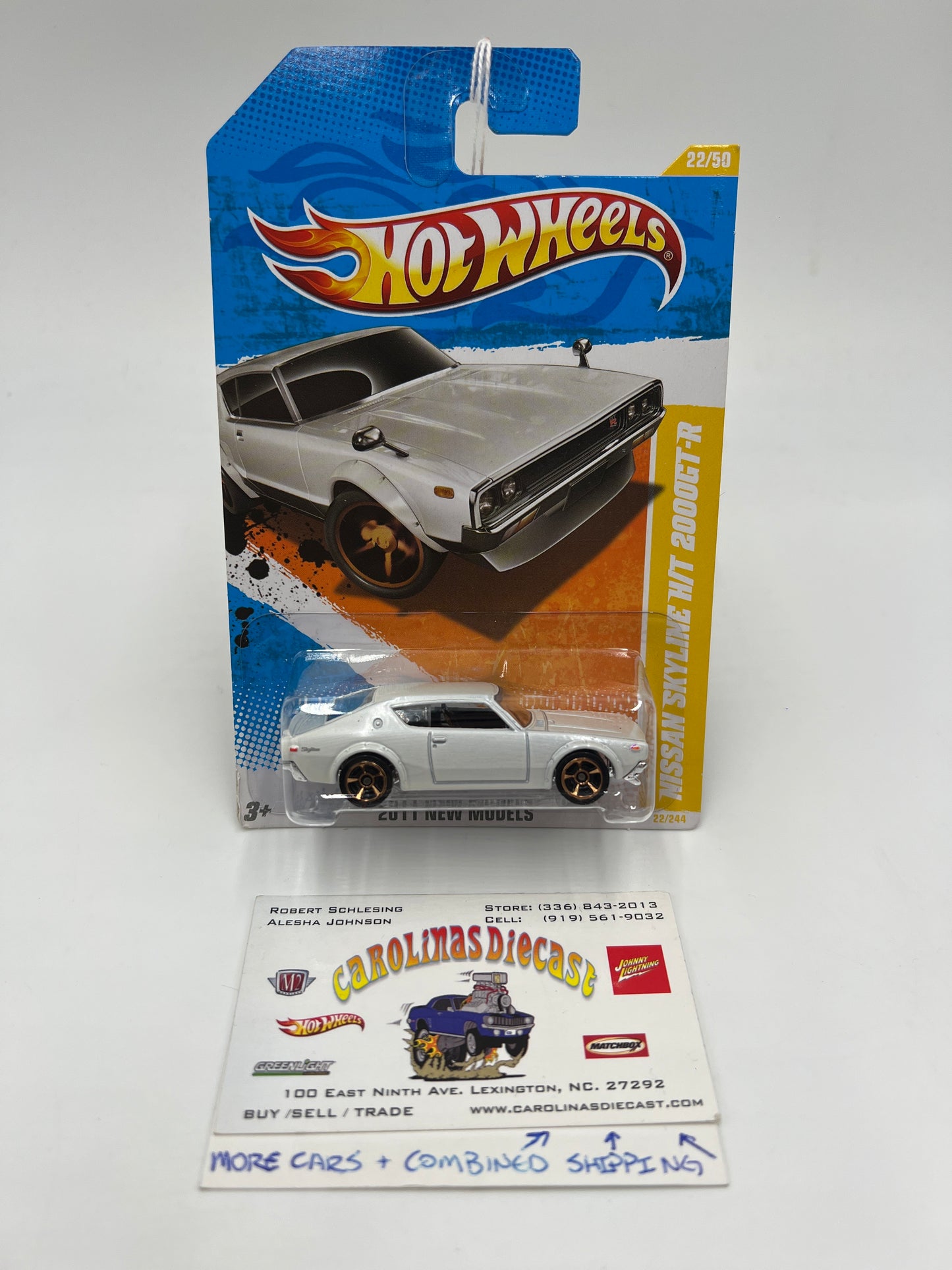 2011 Hot Wheels New Models #22 Nissan Skyline H/T 2000GT-R White