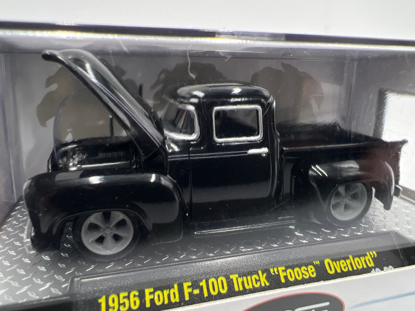M2 Machines Premium Edition 1956 Ford F-100 Truck Overlord Black Foose 12-02