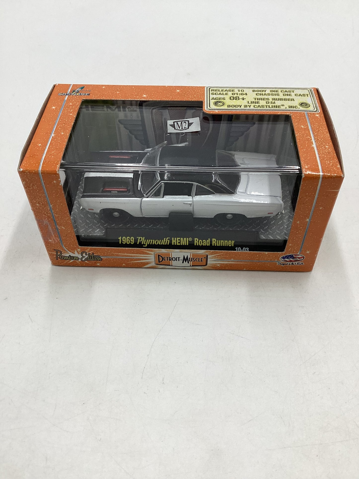 M2 Machines Detriot Muscle 10-03 1969 Plymouth Hemi Road Runner White
