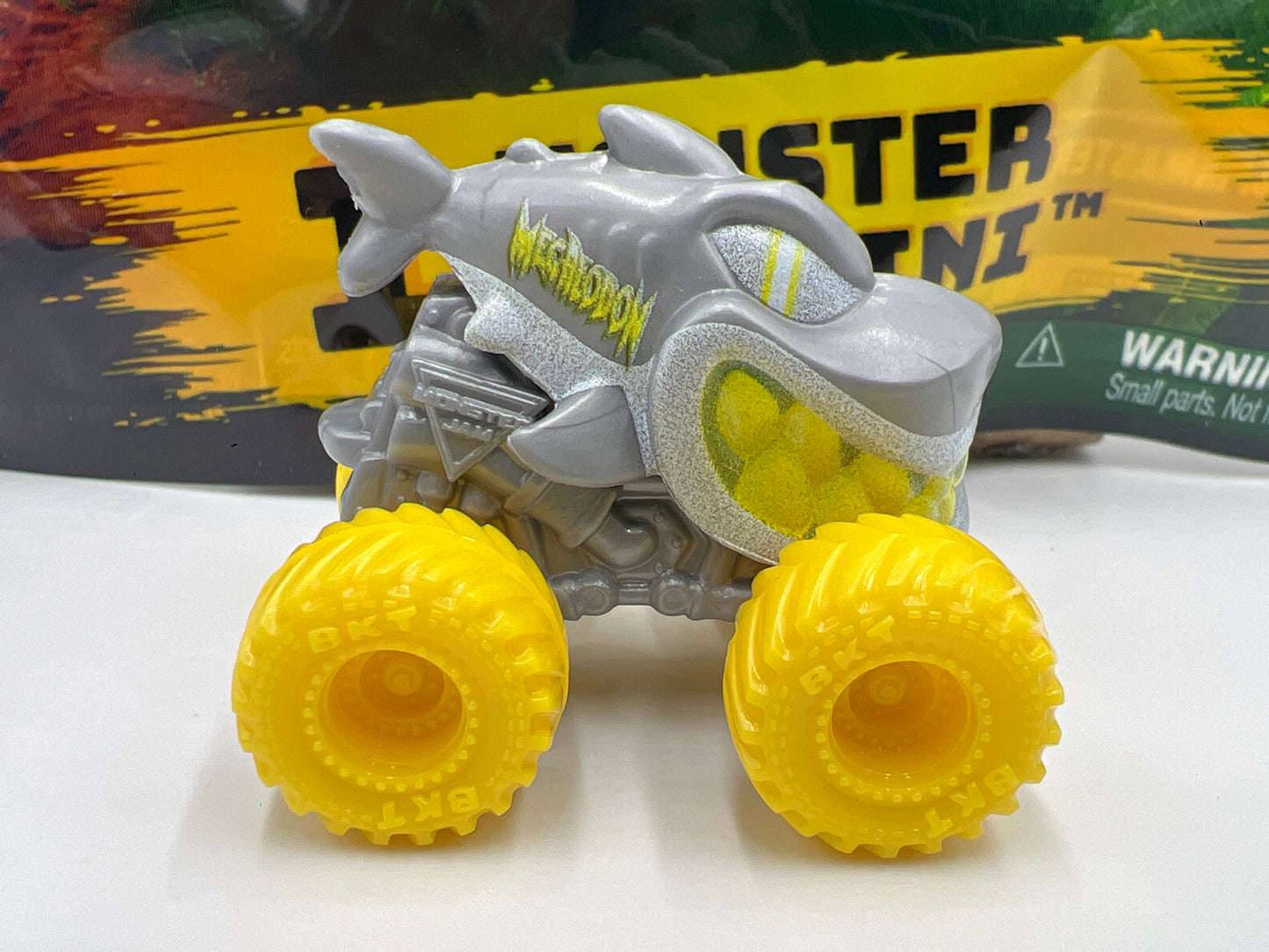 2026 Monster Jam Mini Series 20 CHASE #542 Megalodon