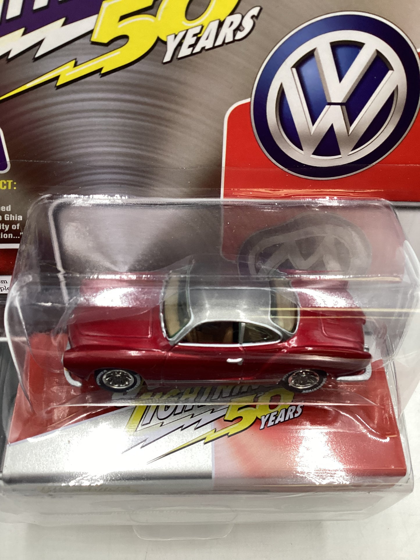 Johnny Lightning 50 Years VW 1964 Karmann Ghia 229C