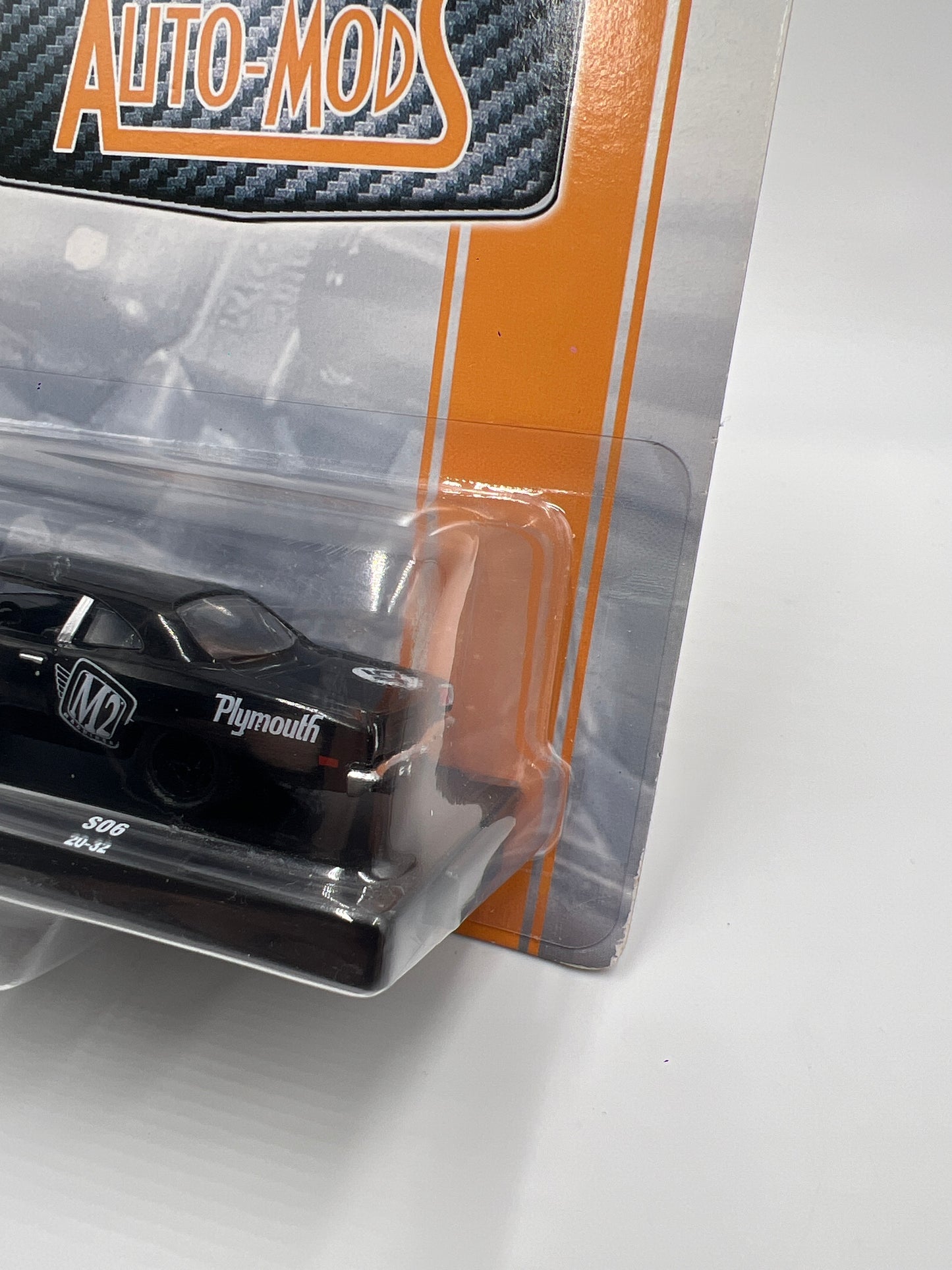 M2 Machines Auto Drivers Auto-Mods 1969 Plymouth Road Runner Black S06 190F