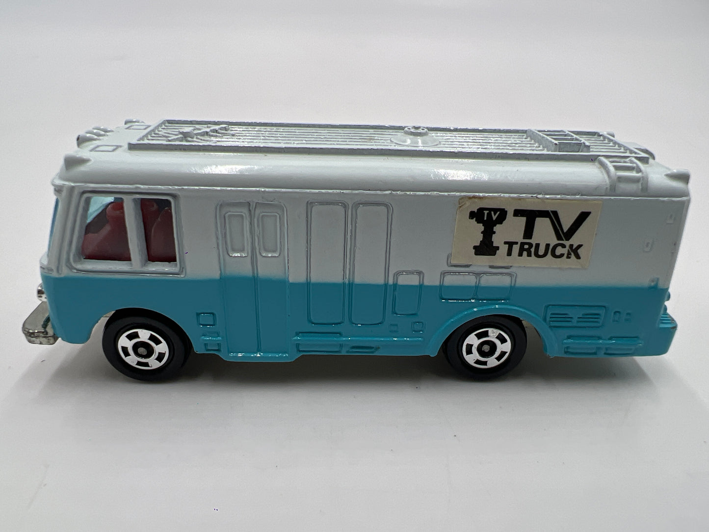 Tomica No. 75 TV Bus Blue/White Loose