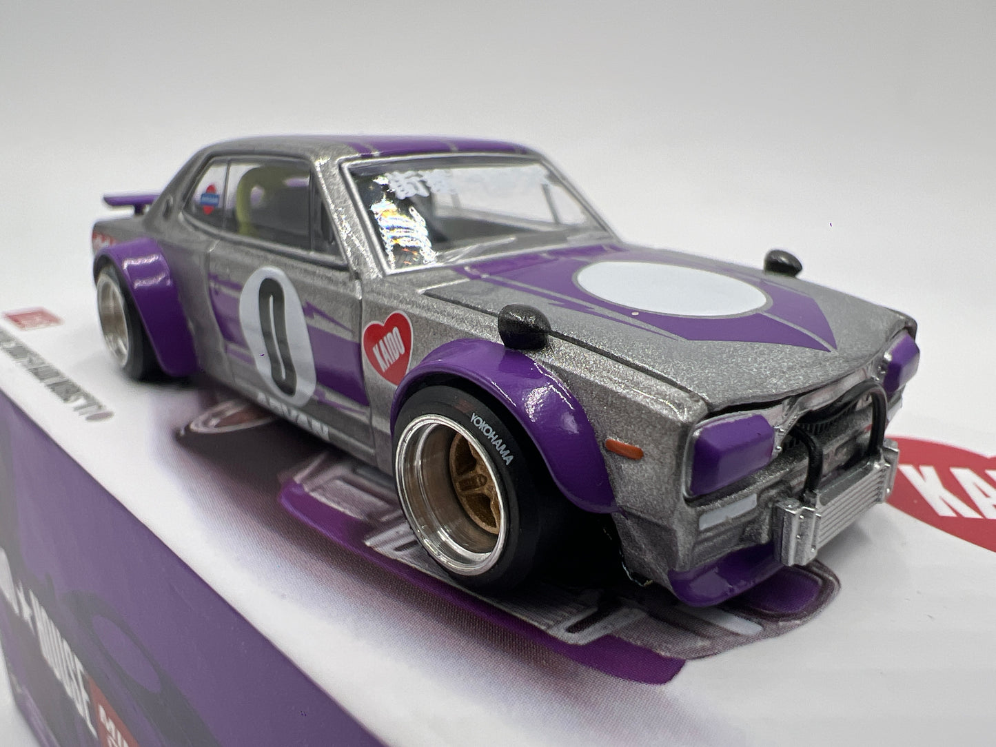 Mini GT Kaido House #165 Nissan Skyline 2000GT-R Kaido Works V1 Silver/Purple