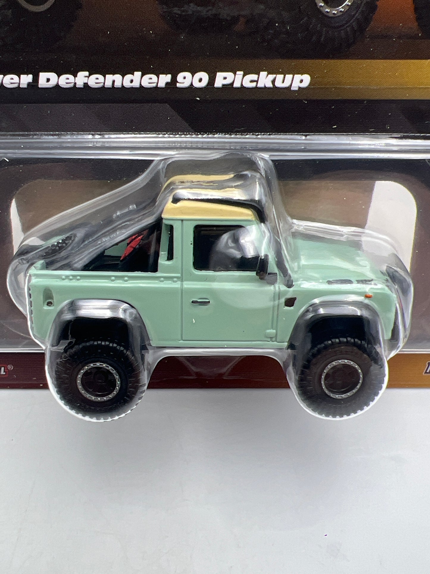 Hot Wheels RLC Elite 64 #5 Land Rover Defender 90 Pickup Green W/Protector