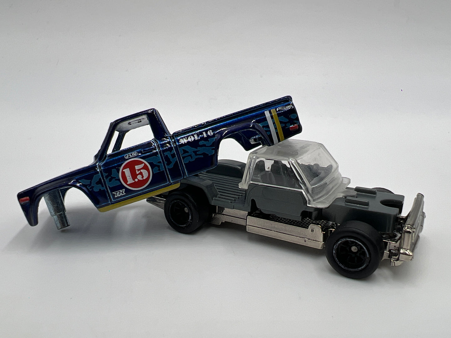 2019 Hot Wheels 1/64 Unspun Super Treasure Hunt Mazda Repu Blue Loose