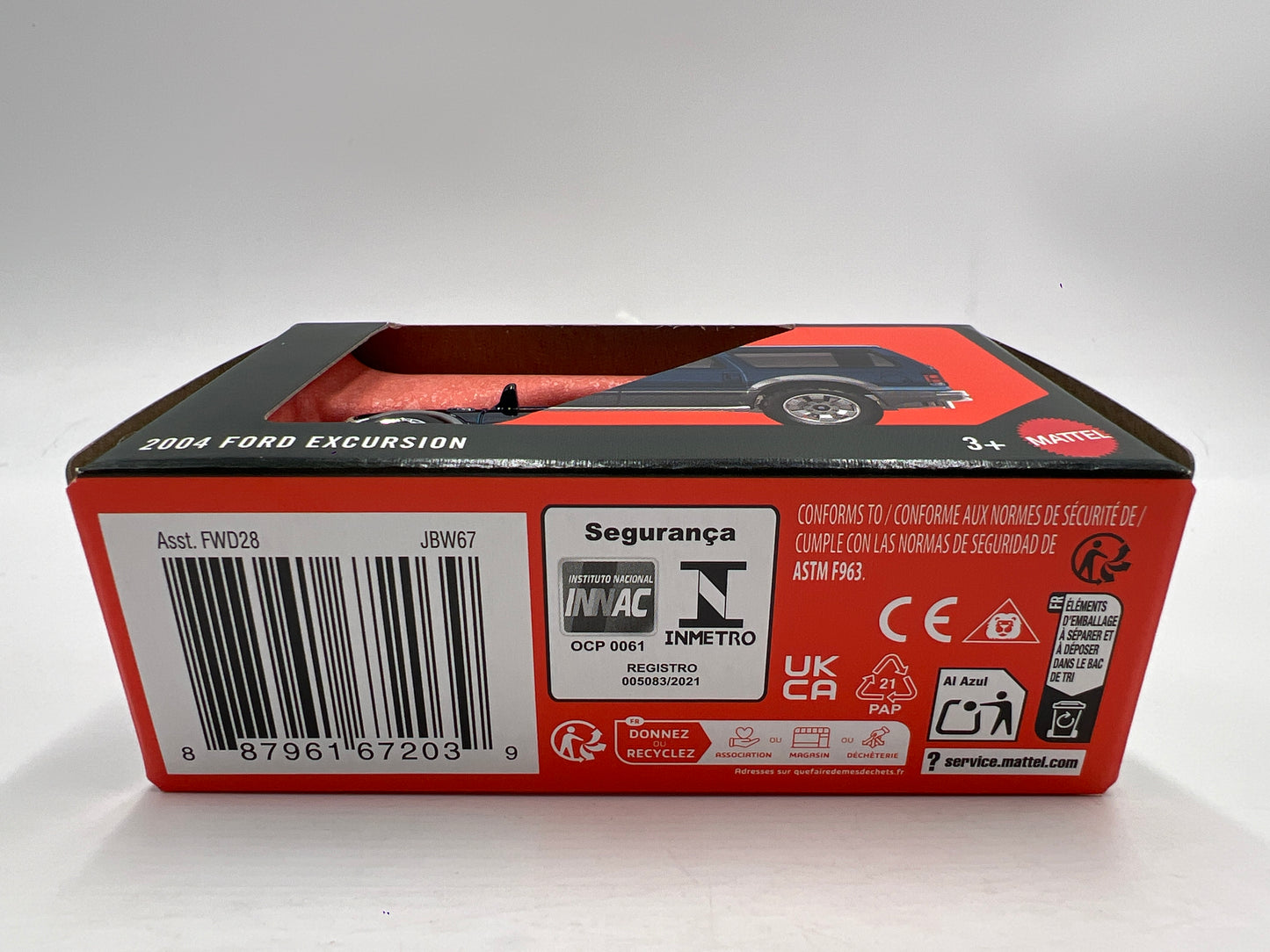 2025 Matchbox Moving Parts #50 2004 Ford Excursion Blue